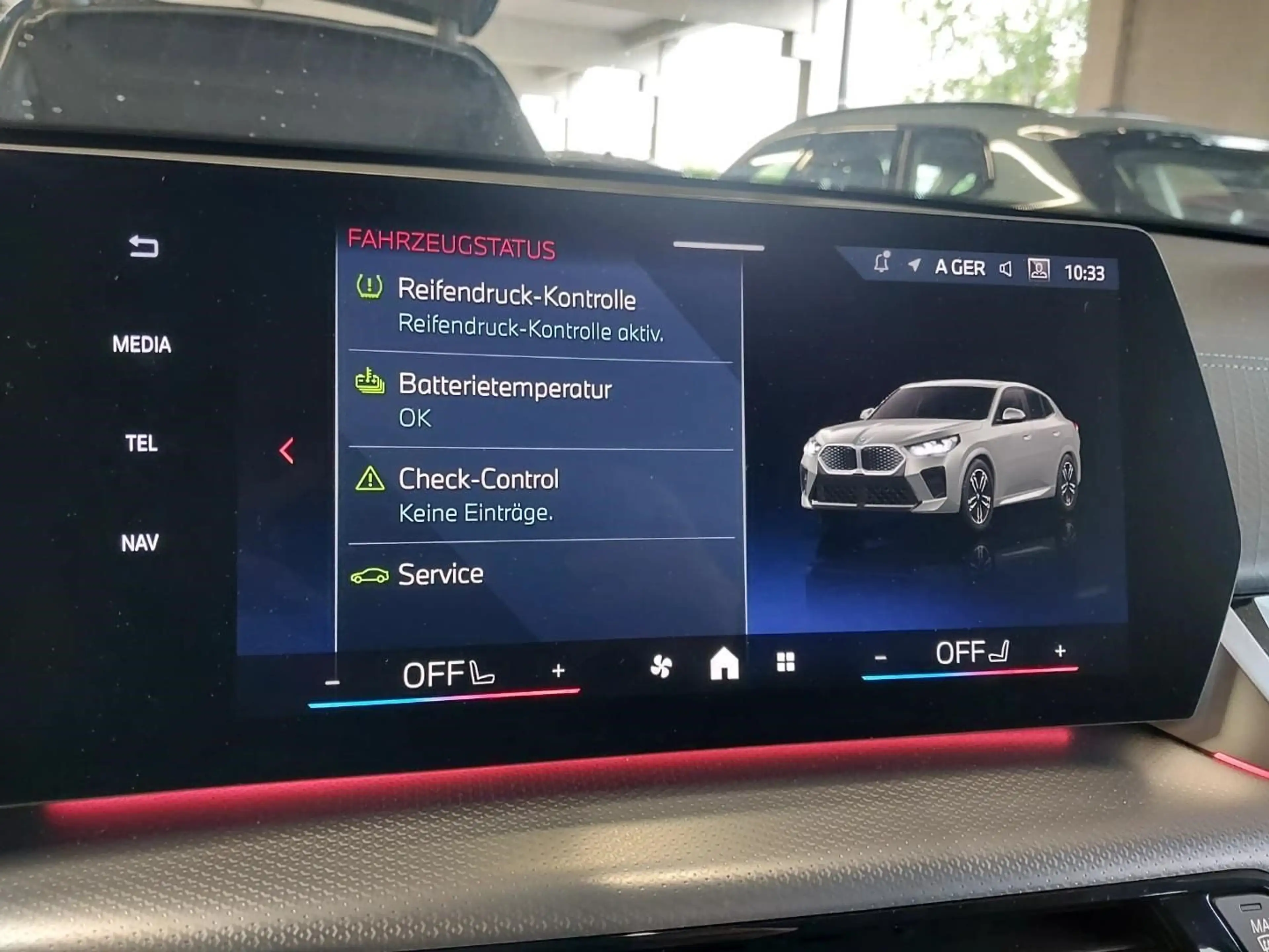 BMW iX2 xDrive30 M SPORT+AHK+E SITZE+HUD+KAMERA — photo 8