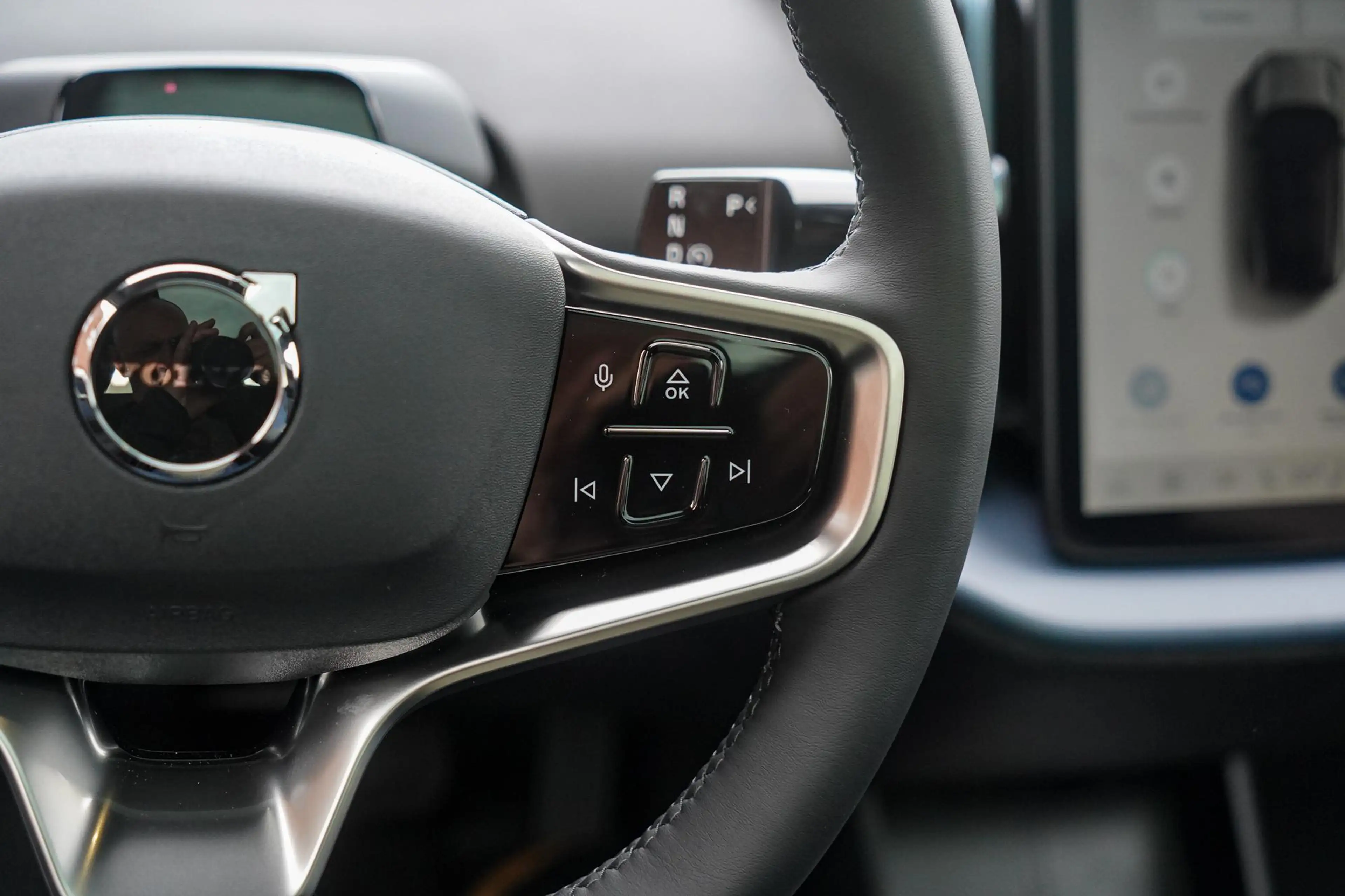 Volvo EX30 Single Motor Ext Range Plus Black Ed Europa 69 kWh — photo 13