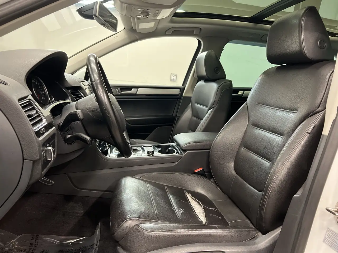 Volkswagen Touareg снимка Volkswagen Touareg