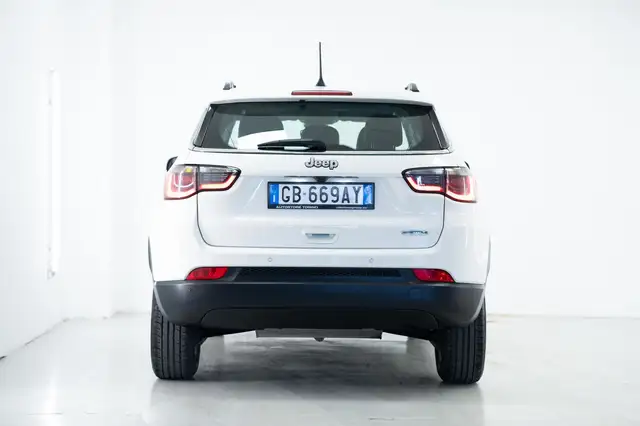 Jeep Compass view 5