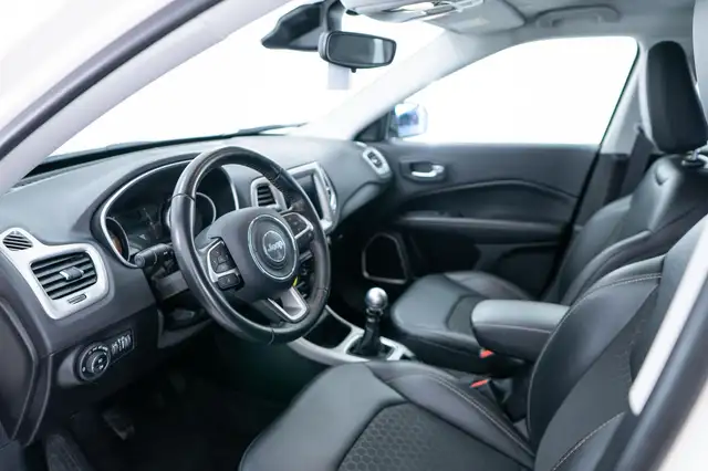 Jeep Compass view 6