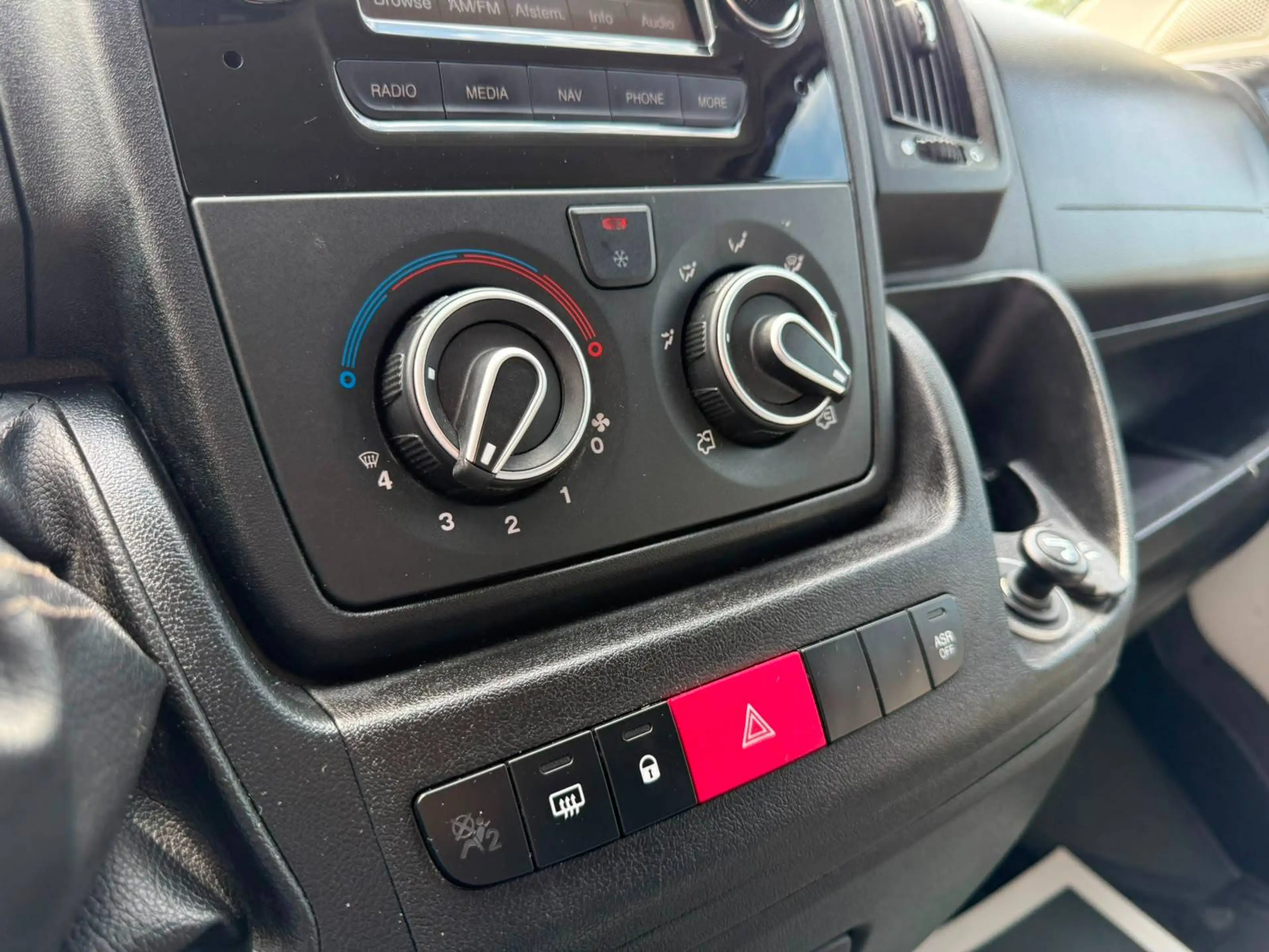 Citroen Jumper 2.0 Diesel / BTW Aftrekbaar / 1e eigenaar / Lichte vracht / 3 zitplaatsen / 12mnd waarborg — photo 23