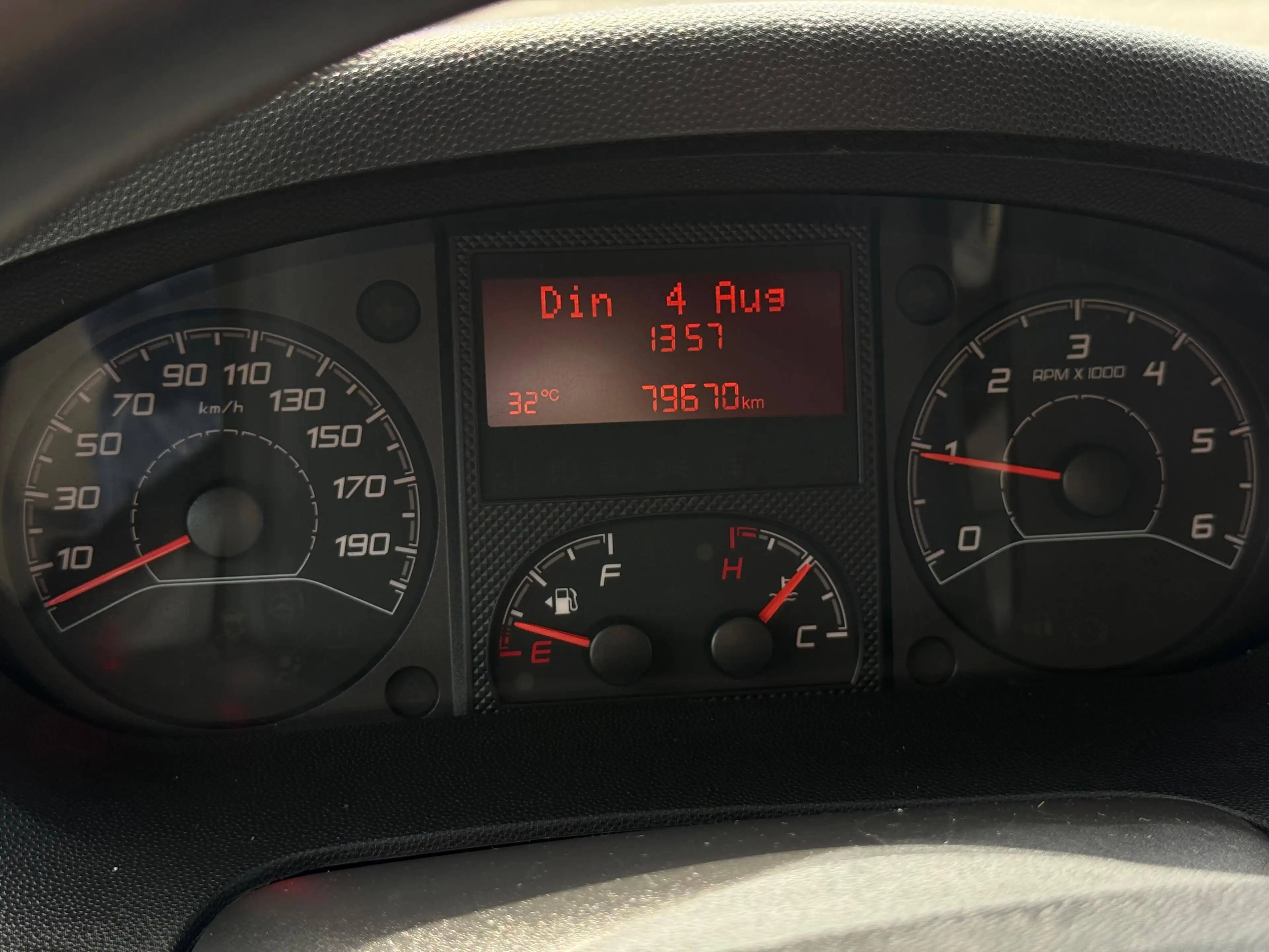Citroen Jumper 2.0 Diesel / BTW Aftrekbaar / 1e eigenaar / Lichte vracht / 3 zitplaatsen / 12mnd waarborg — photo 25