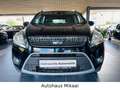 Ford Kuga Champions Edition Schwarz - thumbnail 3