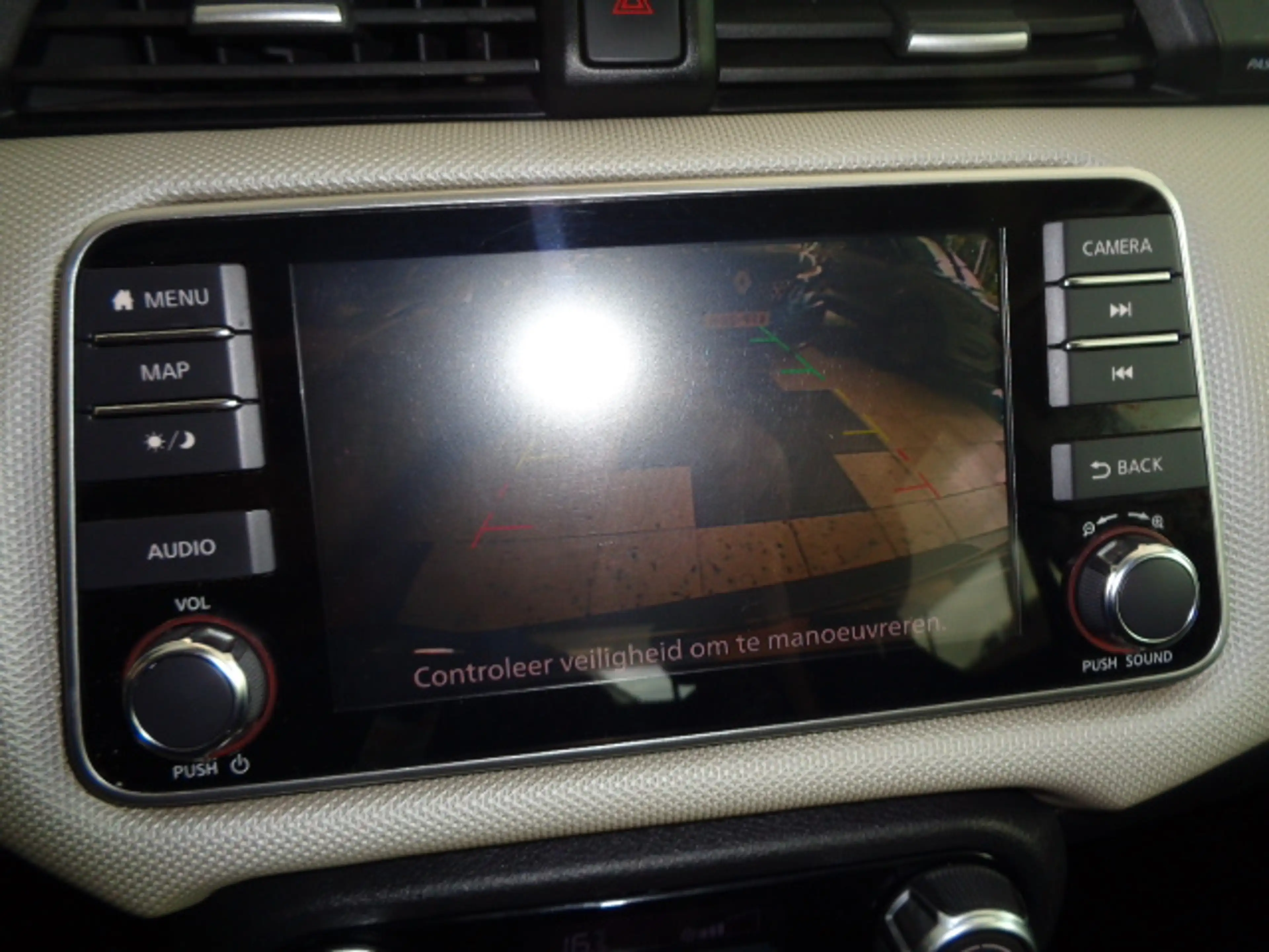 Nissan Micra 1.0 IG-T 100pk N-Connecta Automaat Clima Cam. — photo 14