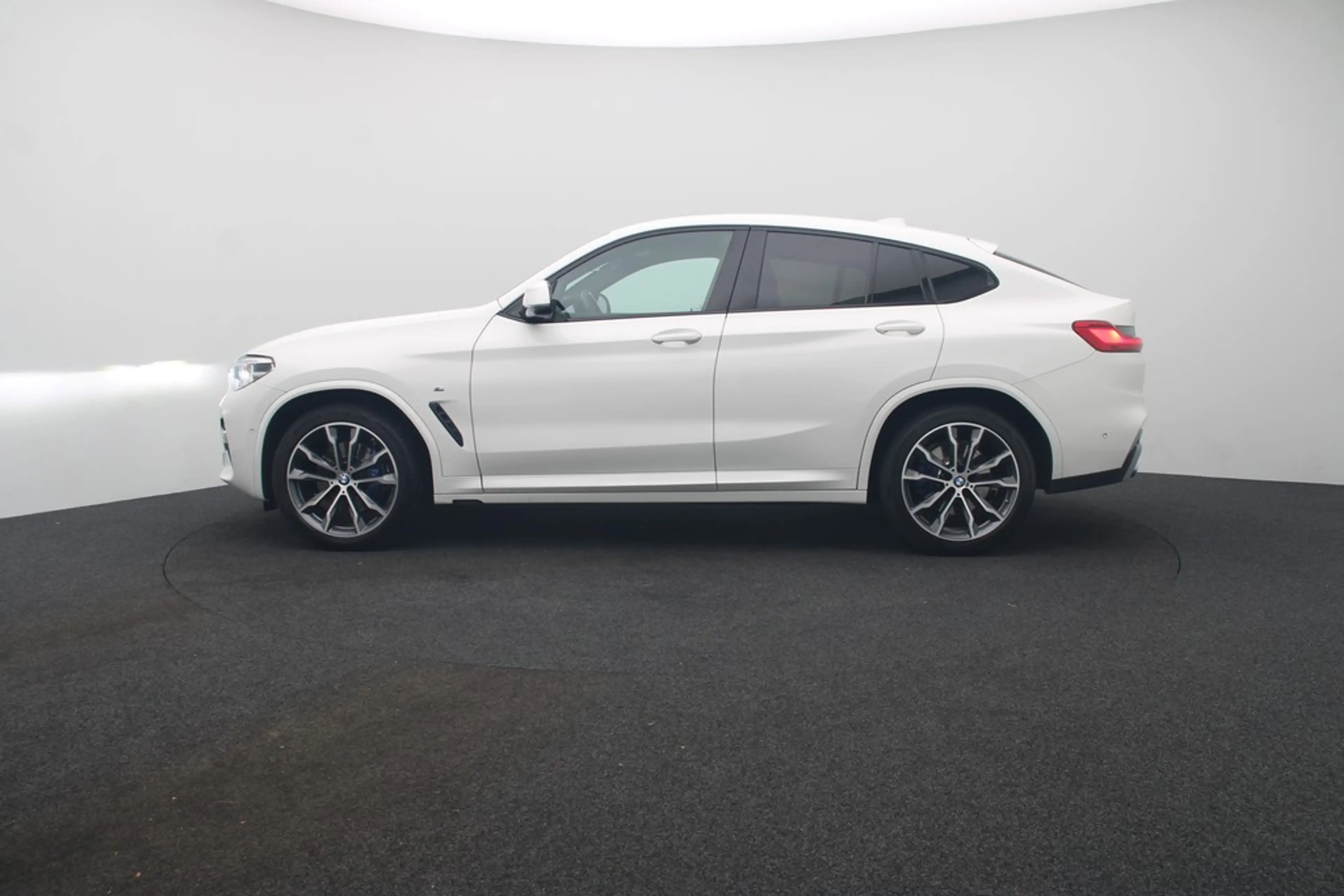 BMW X4 xDrive 30 i M Sport . LED Navi ACC HuD — photo 2