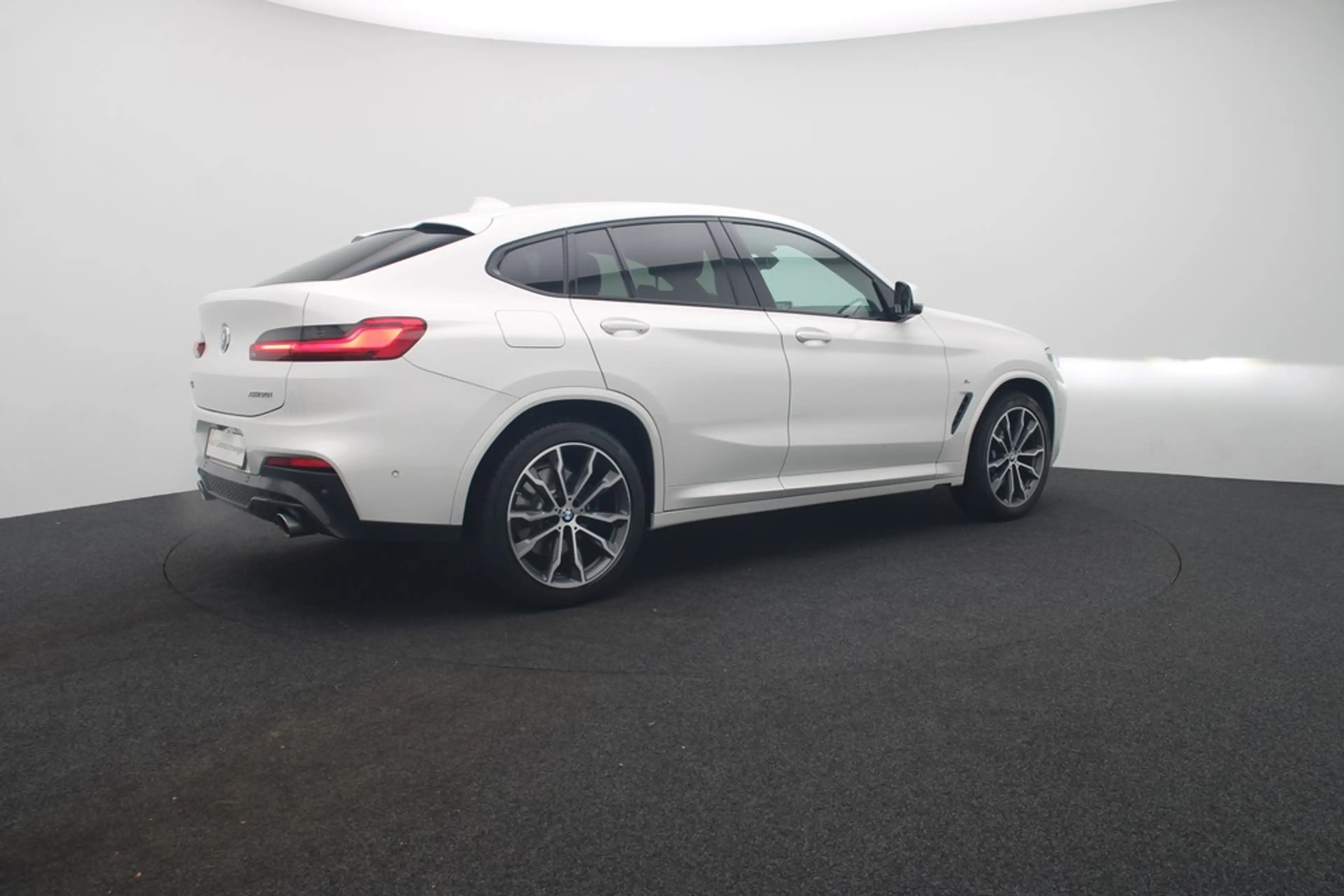 BMW X4 xDrive 30 i M Sport . LED Navi ACC HuD — photo 5