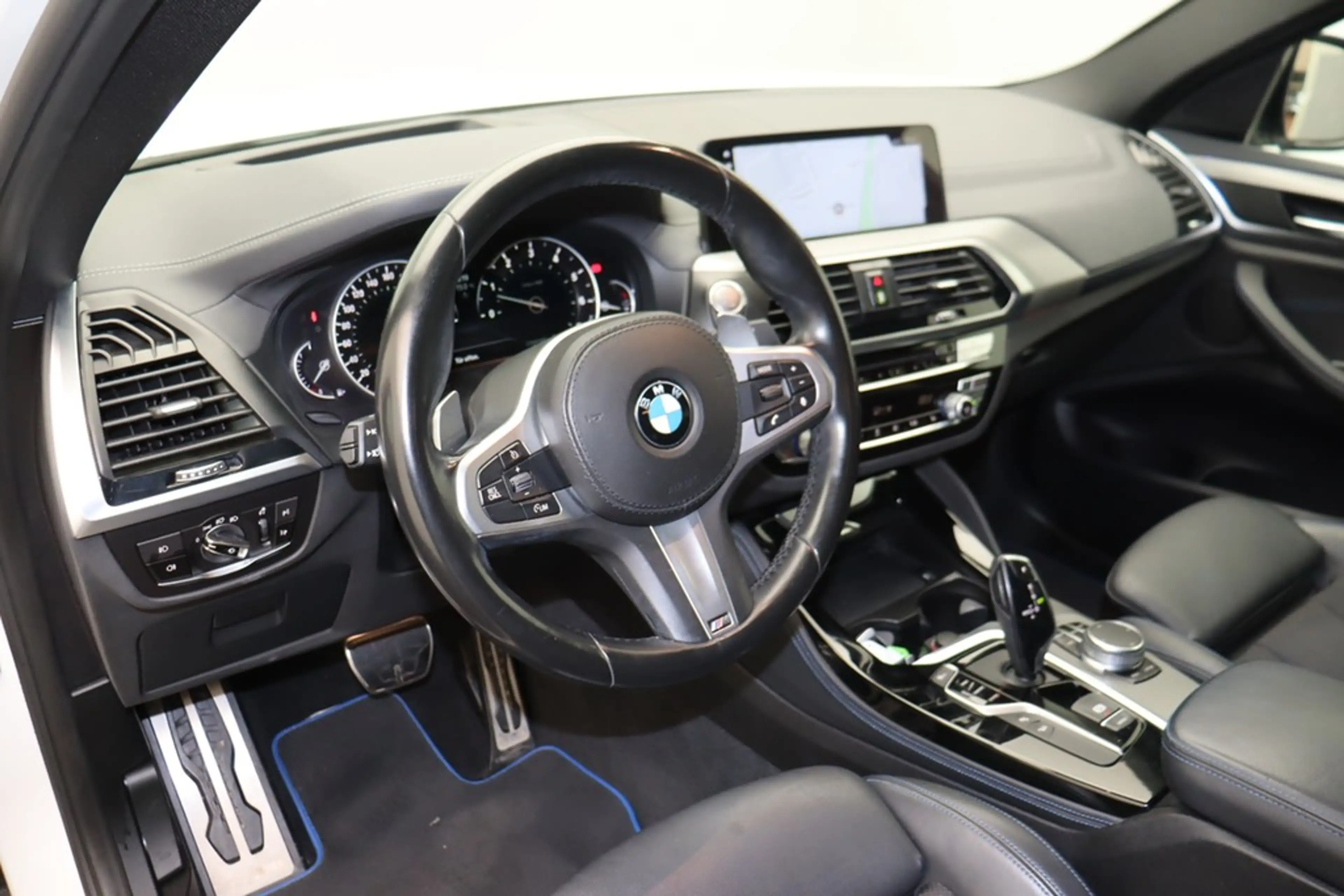BMW X4 xDrive 30 i M Sport . LED Navi ACC HuD — photo 9