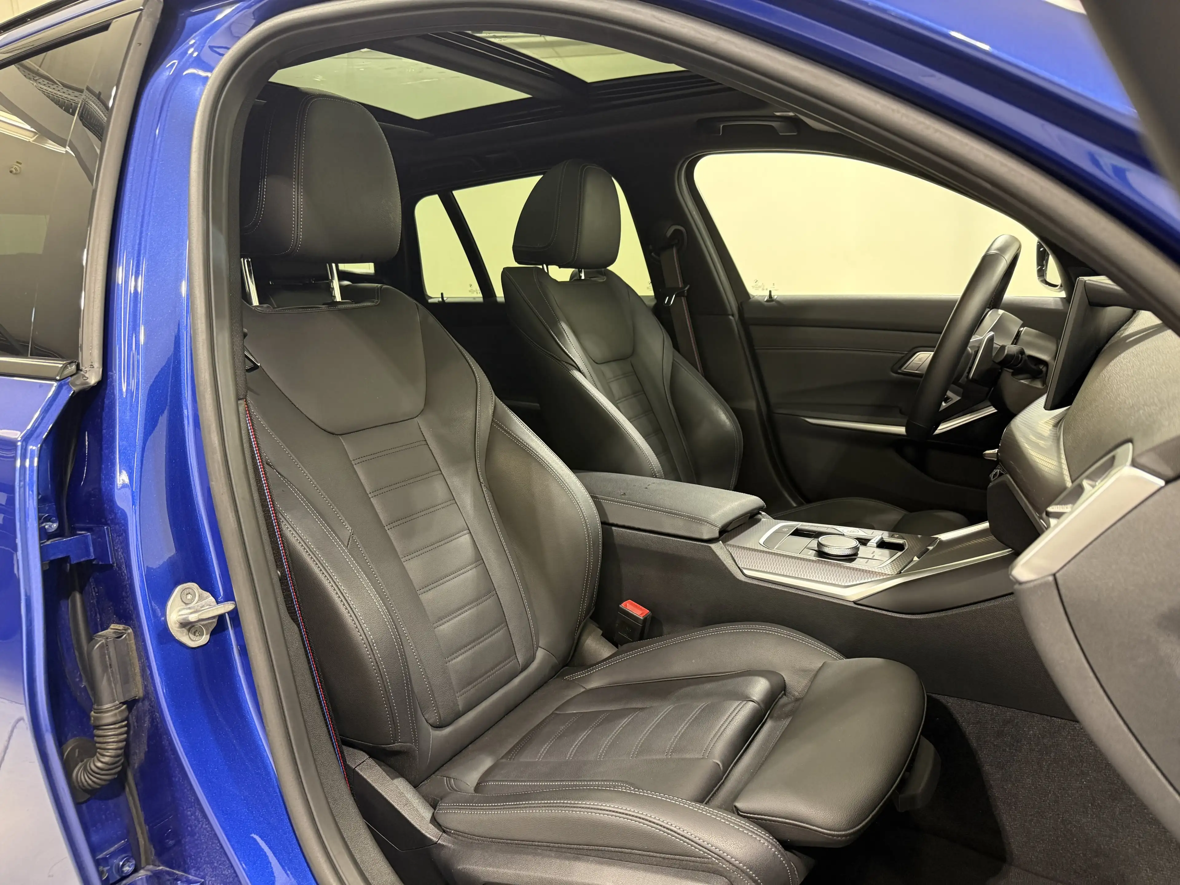 BMW 340 M340i xDrive Touring Pro 392PS AHK Pano 360 HUD — photo 15