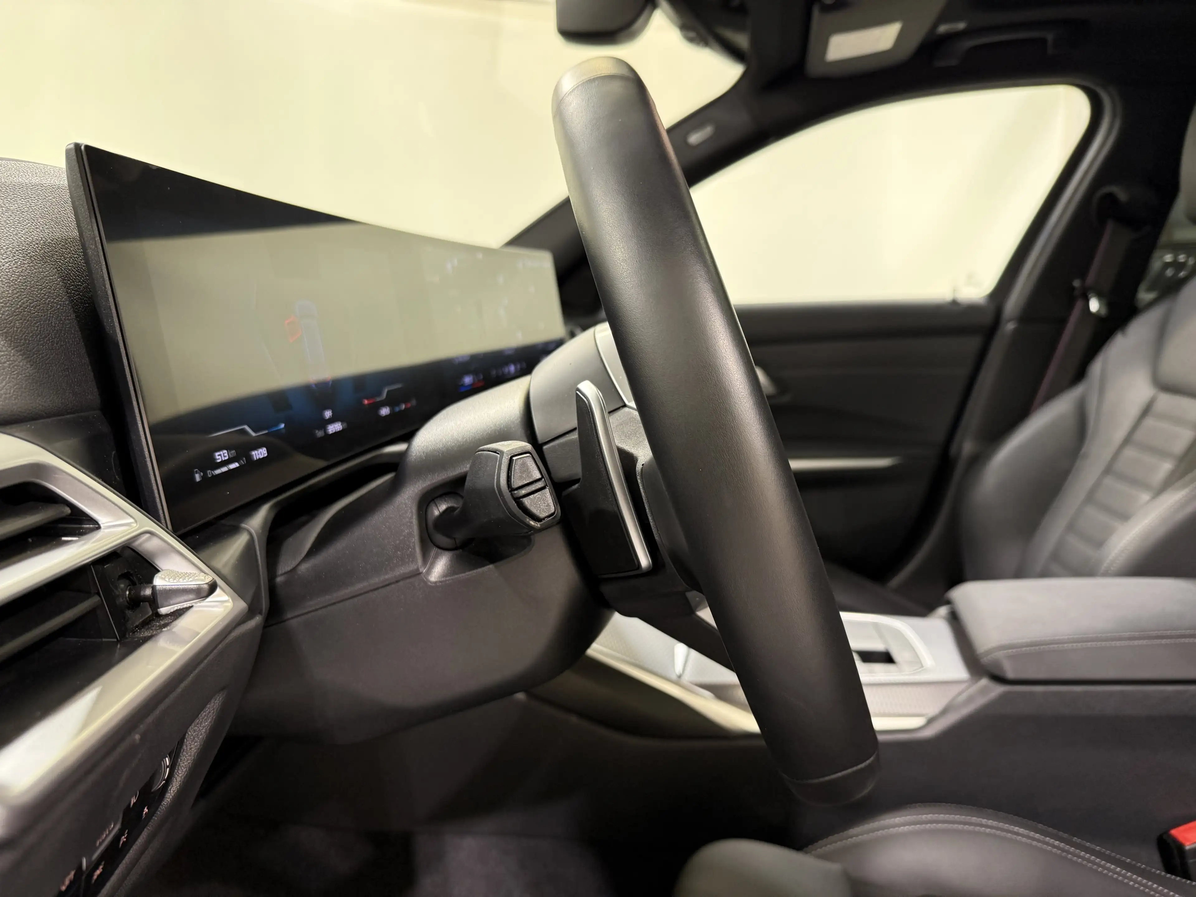 BMW 340 M340i xDrive Touring Pro 392PS AHK Pano 360 HUD — photo 14