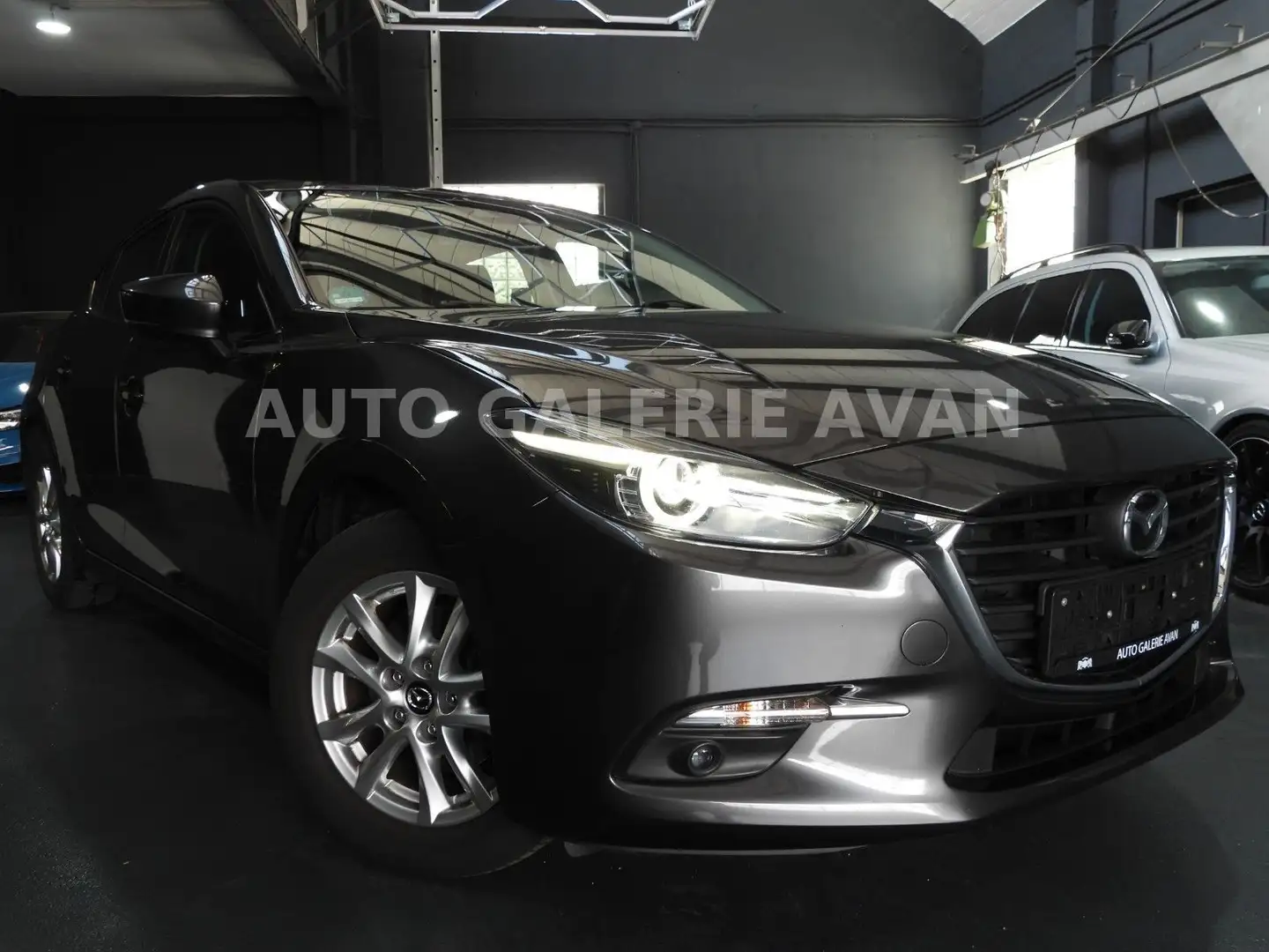 Mazda 3 2.0 SKYACTIV-G 120 EXCLUSIVE-LINE Gris - 2