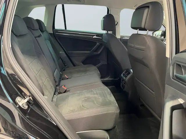 Volkswagen Tiguan view 11