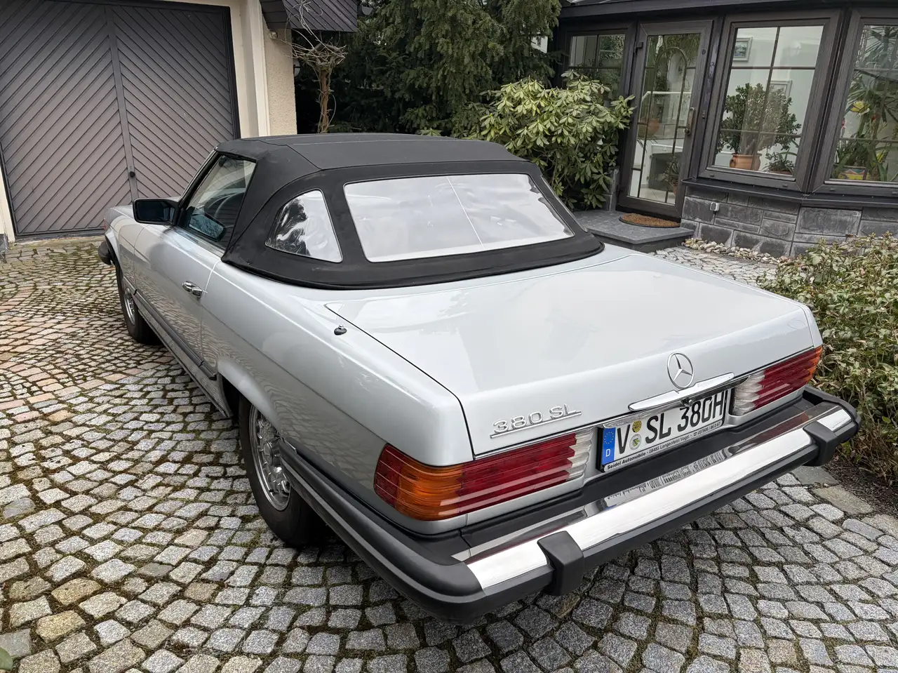 Mercedes-Benz SL 380, foto 6