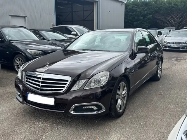 Mercedes-Benz E 220 220 CDI BlueEfficiency Avantgarde Executive A