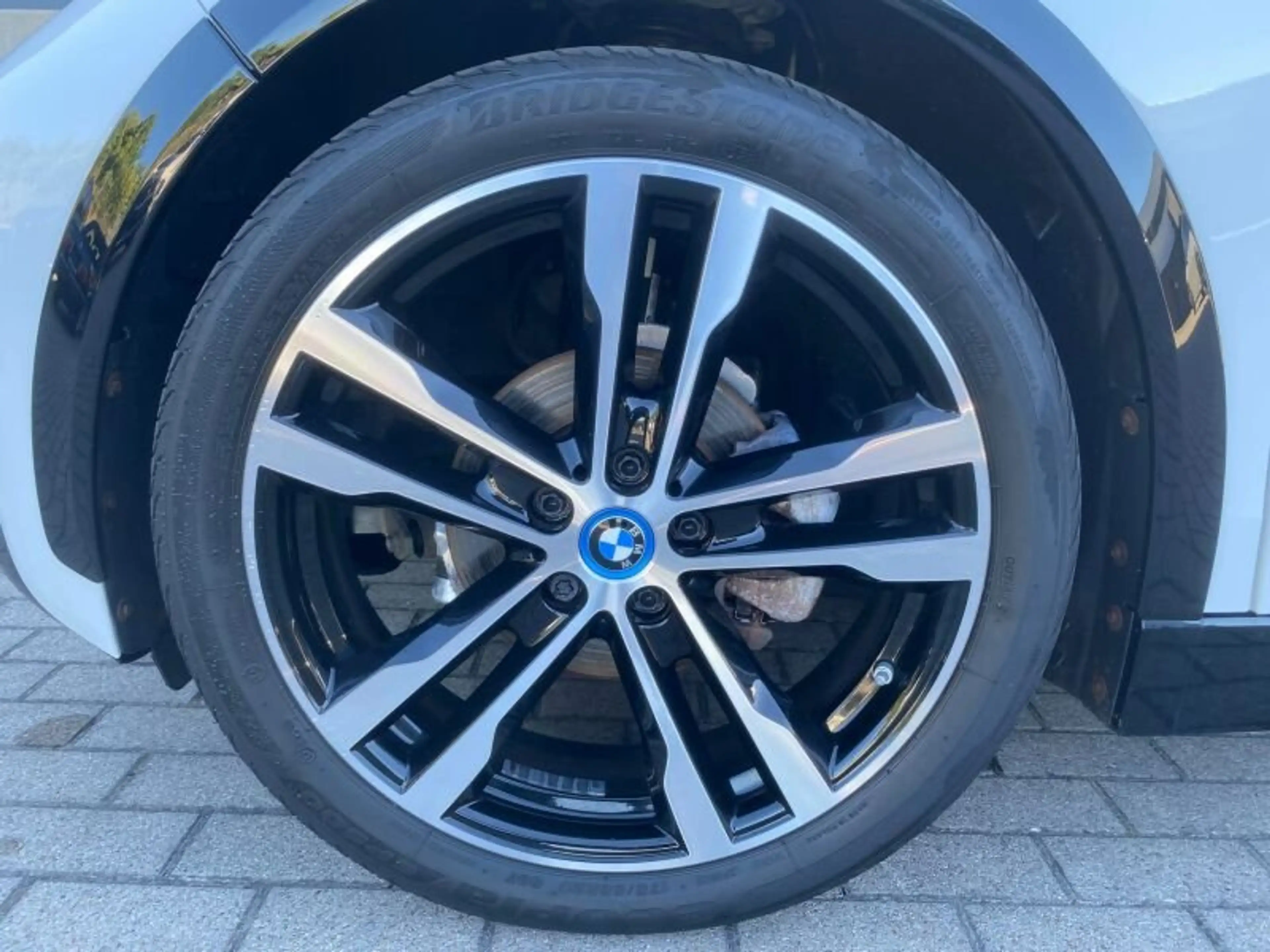 BMW i3 s 120 20/NAVI/CAM/K-ZUG/TEMPO/DAB/SH/WLAN — photo 4