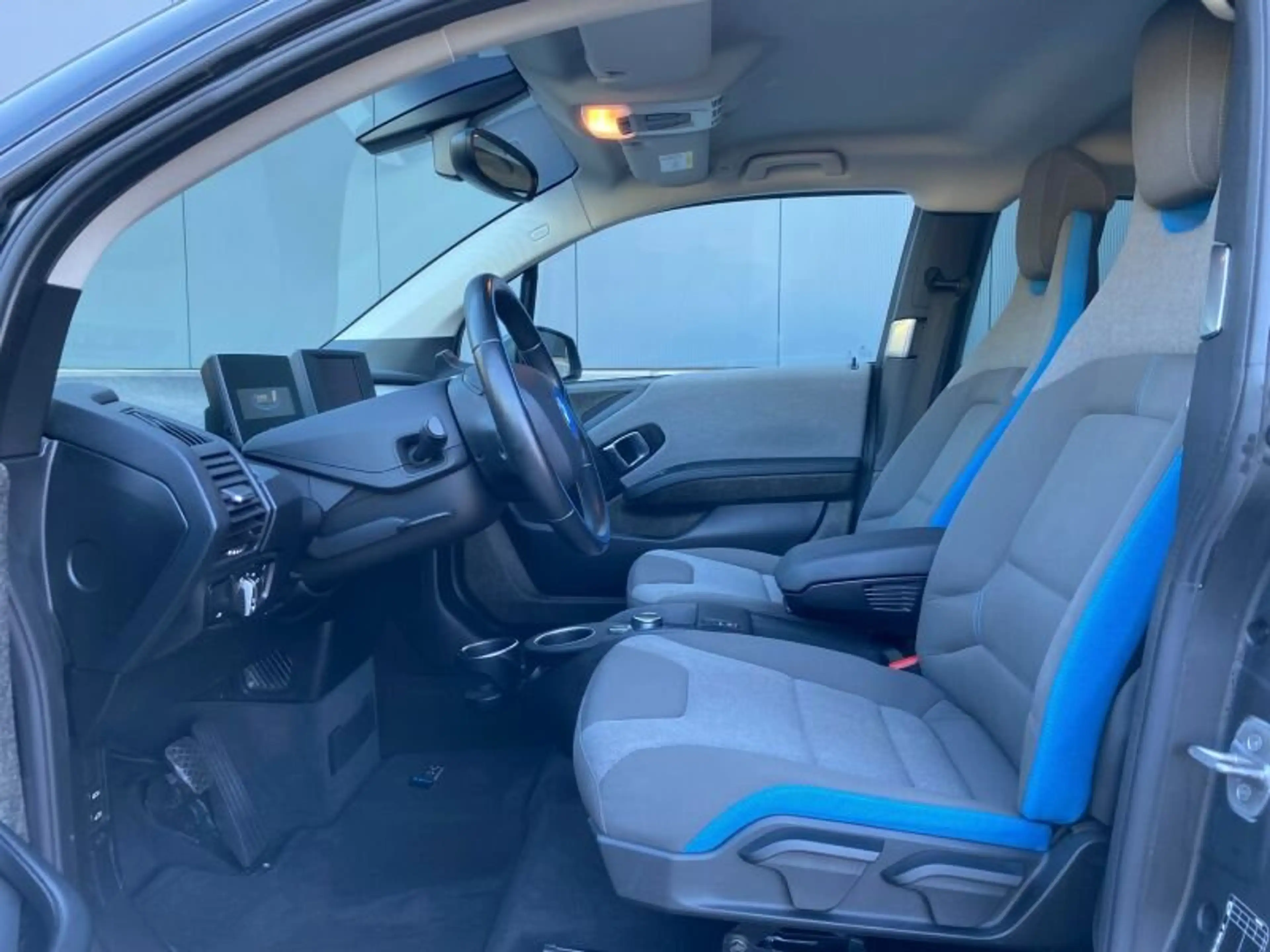 BMW i3 s 120 20/NAVI/CAM/K-ZUG/TEMPO/DAB/SH/WLAN — photo 10