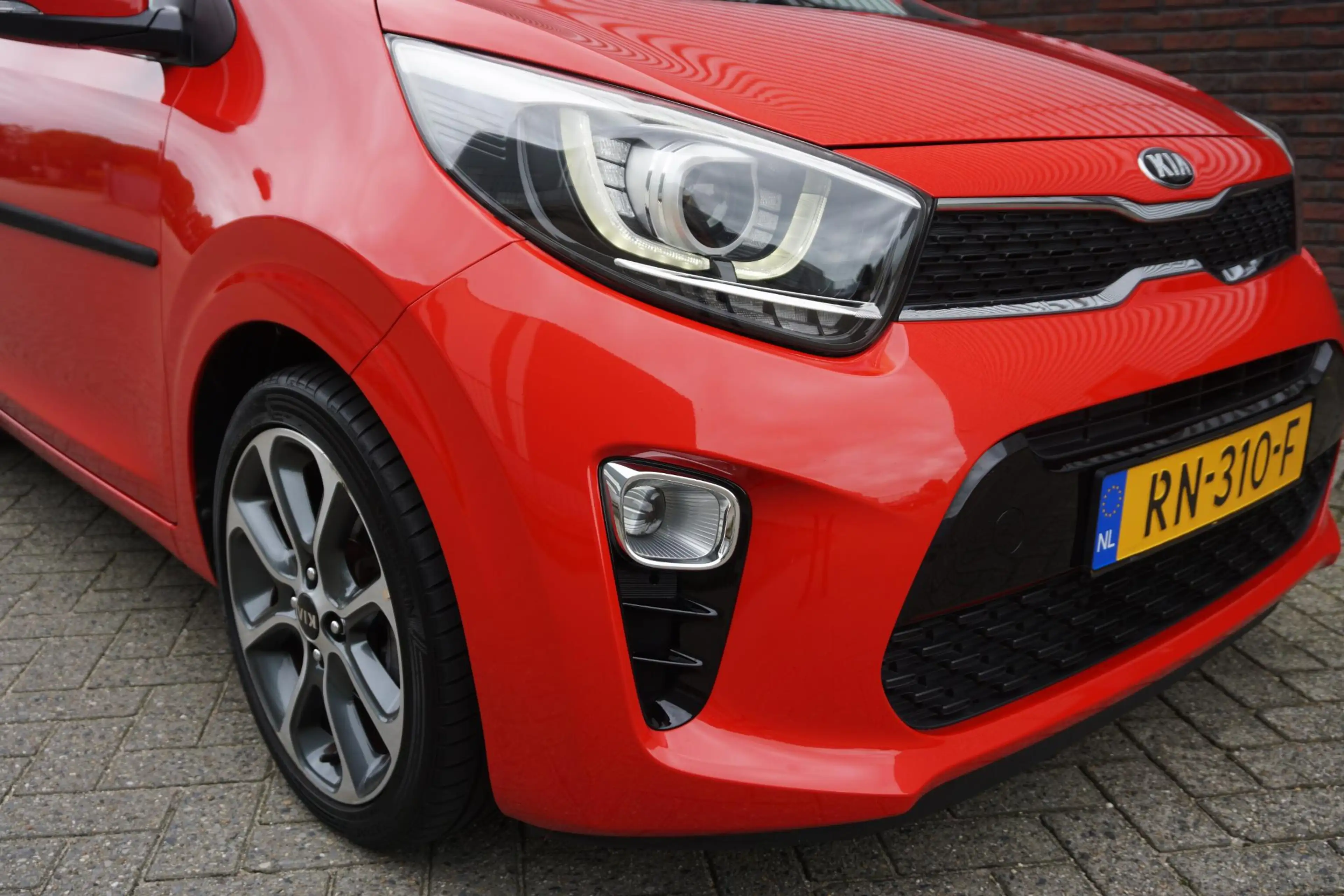 Kia Picanto 1.0 CVVT Colour Edition/CARPLAY/CAMERA/CRUISE! — photo 29