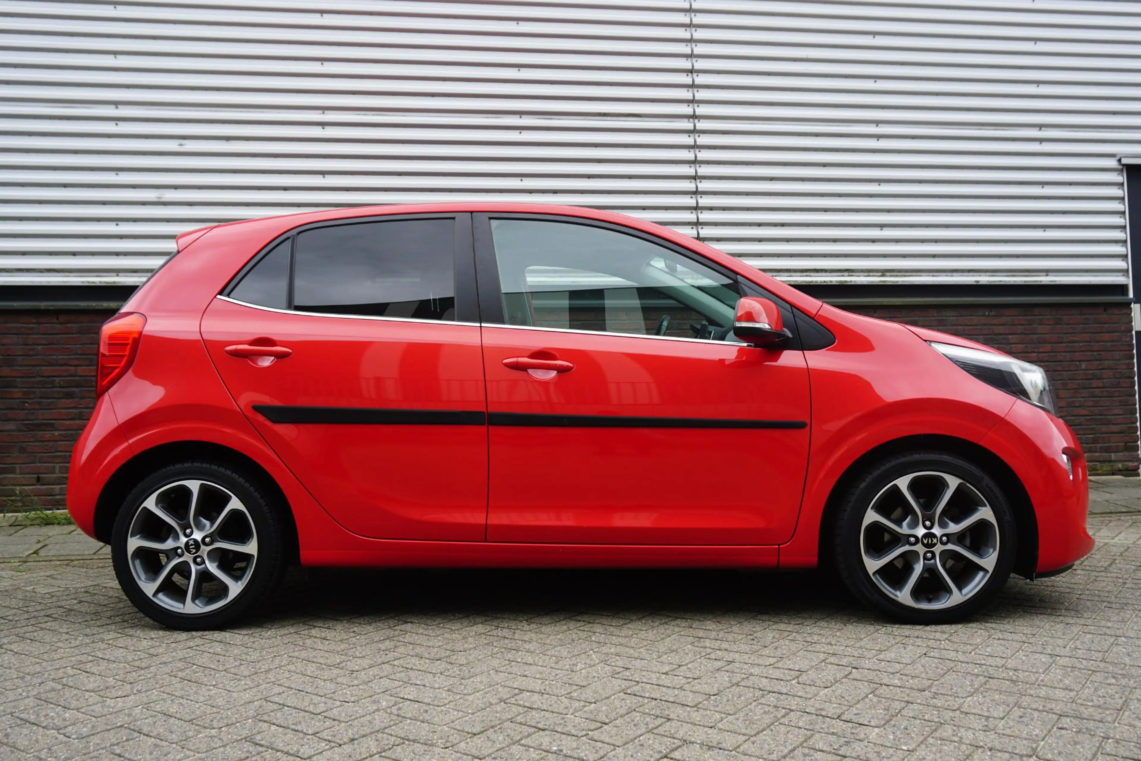 Kia Picanto 1.0 CVVT Colour Edition/CARPLAY/CAMERA/CRUISE! — photo 14