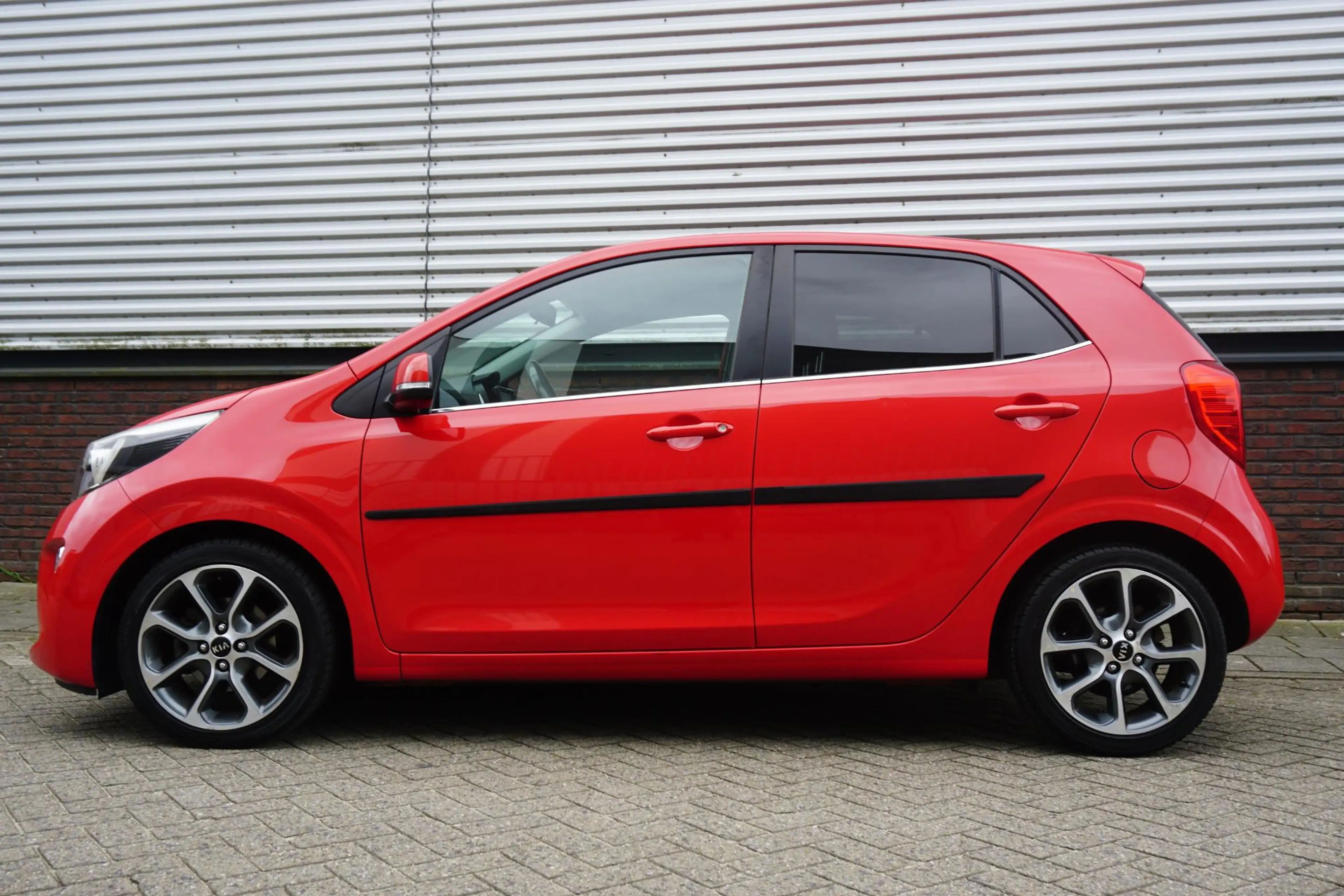 Kia Picanto 1.0 CVVT Colour Edition/CARPLAY/CAMERA/CRUISE! — photo 12