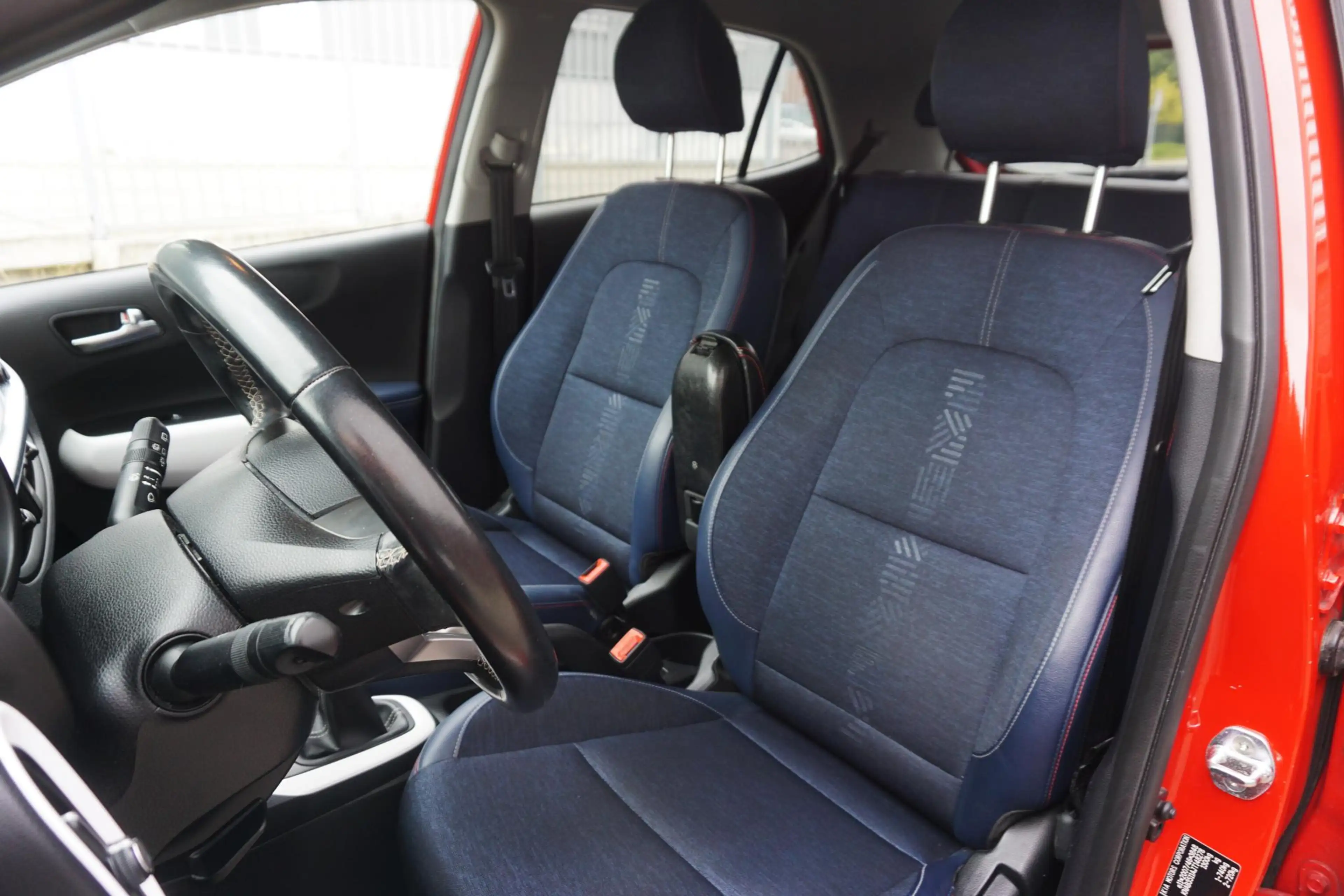 Kia Picanto 1.0 CVVT Colour Edition/CARPLAY/CAMERA/CRUISE! — photo 4
