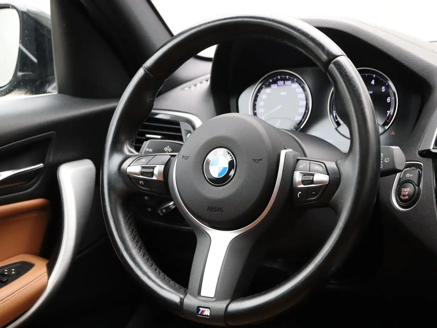 BMW 118 1 Serie 118i Edition M Sport Shadow High Executive Noir - 2