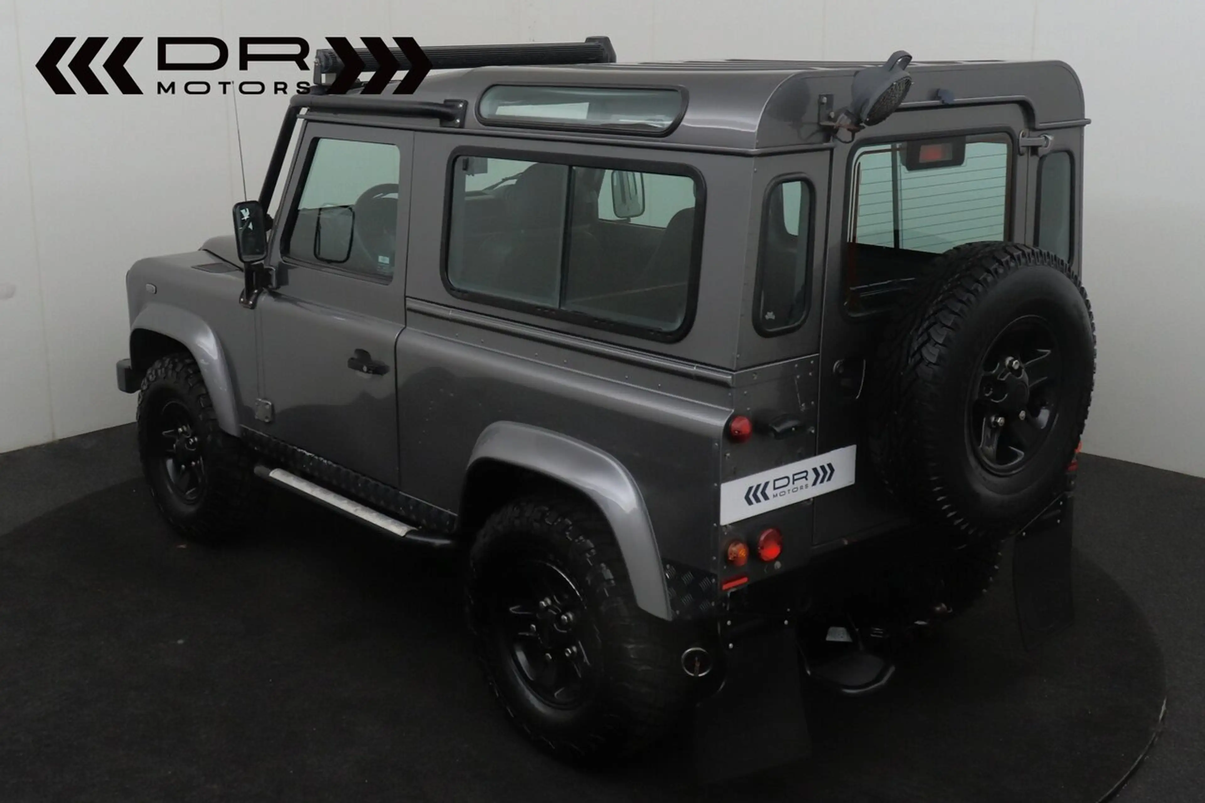 Land Rover Defender BTW WAGEN - AIRCO - ZETELVERWARMING — photo 5
