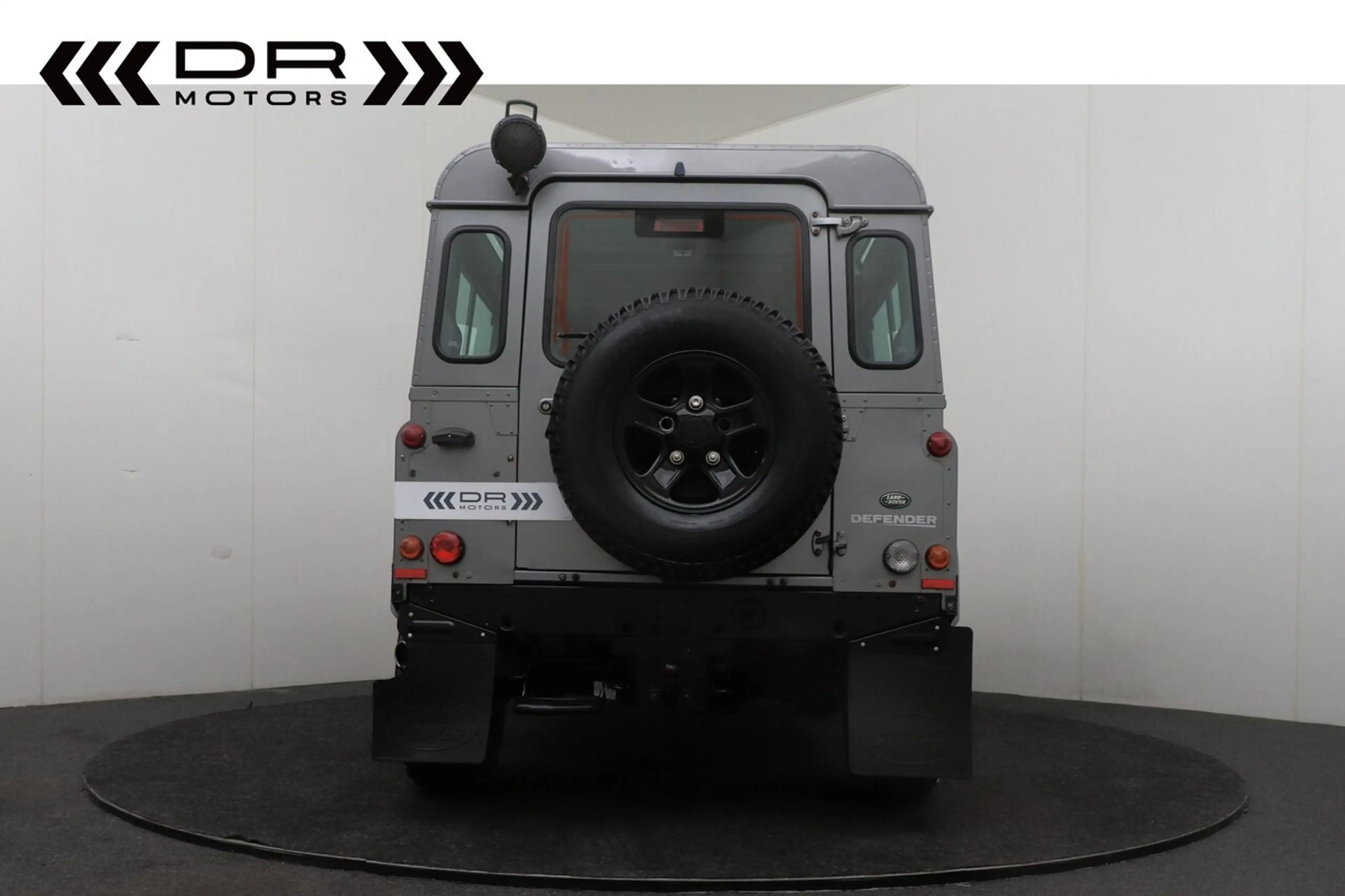 Land Rover Defender BTW WAGEN - AIRCO - ZETELVERWARMING — photo 10