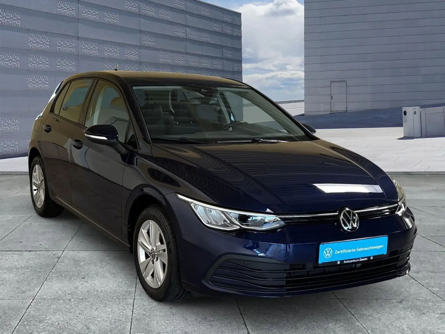 Volkswagen Golf VIII 1.0 TSI Life OPF+USB+DAB+LWS+EPH+MAL+ Klima Blau - 2