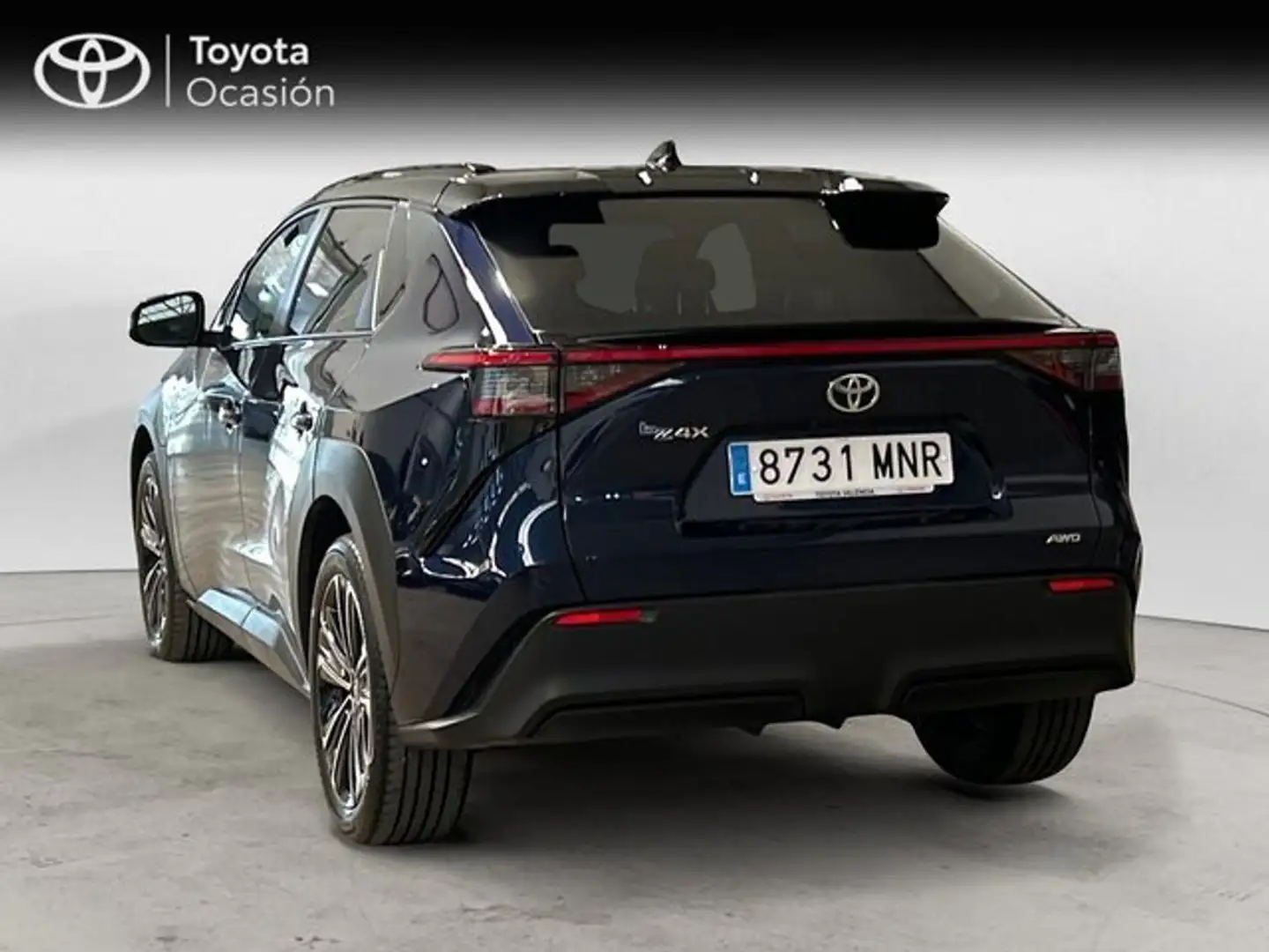 Toyota bZ4X 220E 4X4 Style Plus Bleu - 2