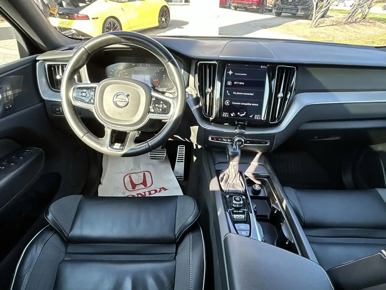 Volvo XC60 снимка Volvo XC60