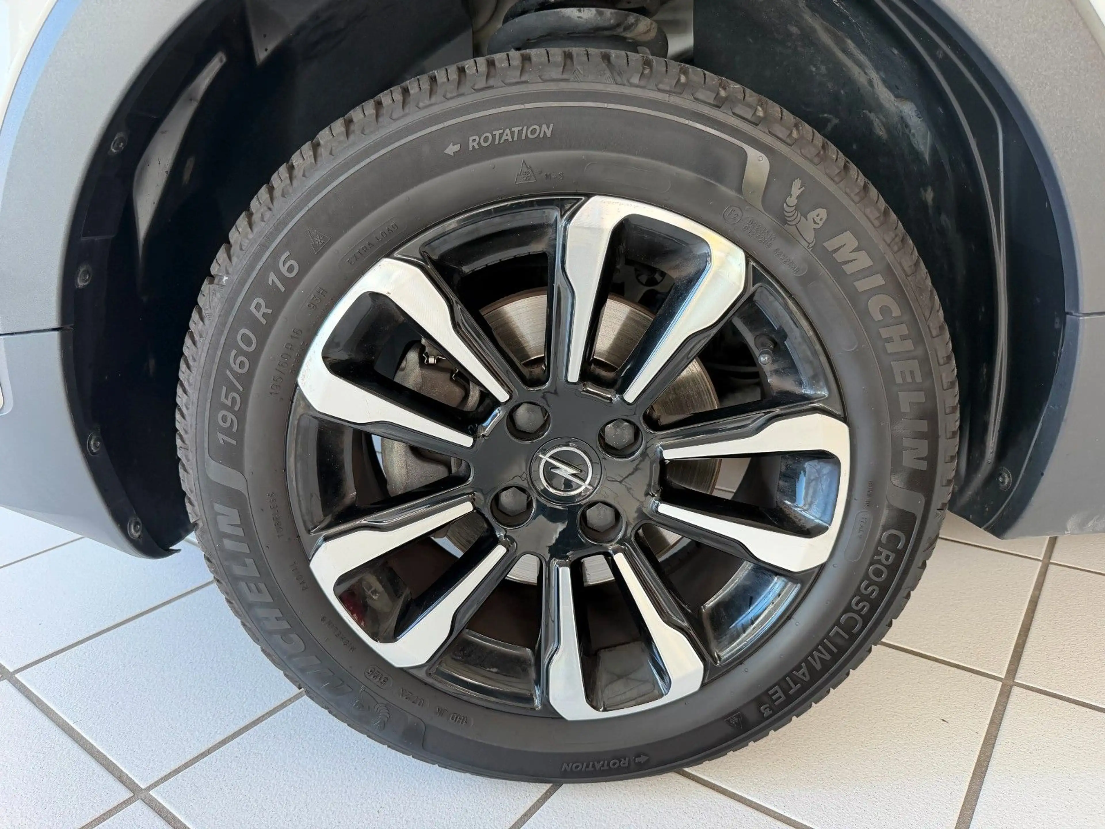 Opel Crossland X Elegance Automatik+Navi+LED+Kamera — photo 7