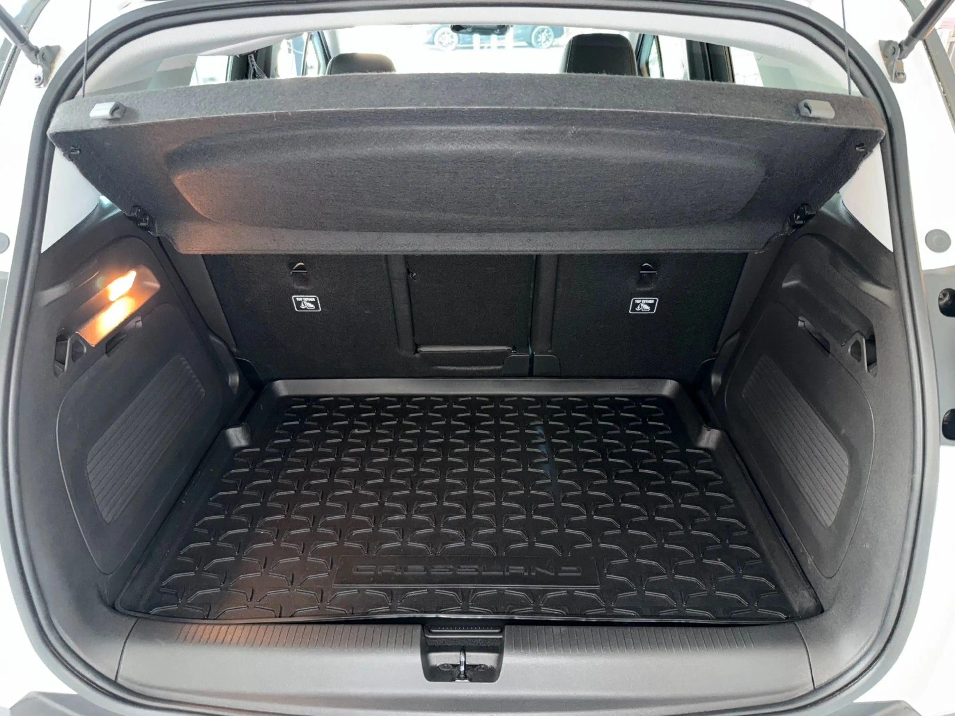 Opel Crossland X Elegance Automatik+Navi+LED+Kamera — photo 4