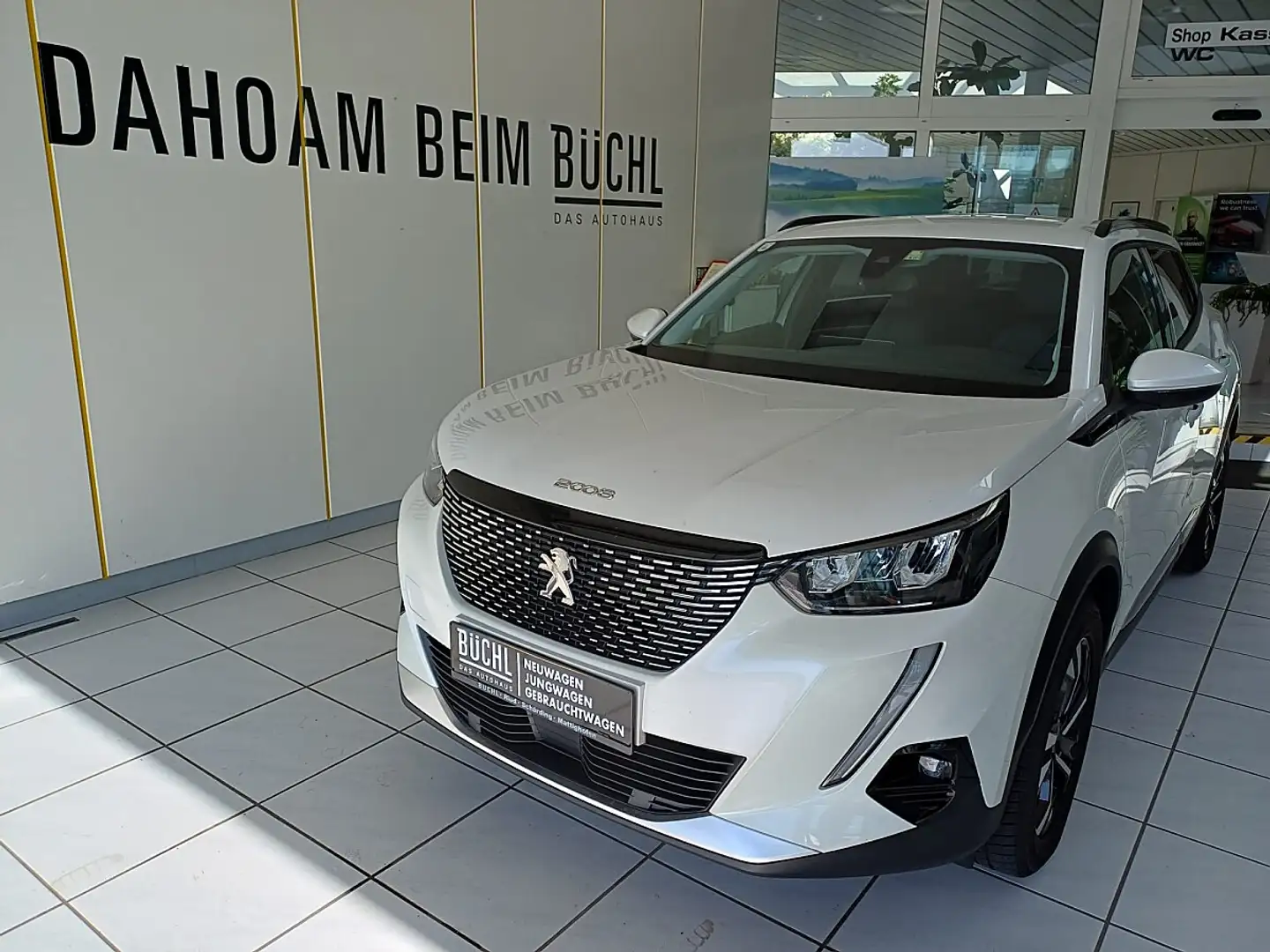 Peugeot 2008 BlueHDi 130 S&S Allure Pack EAT8 Weiß - 2