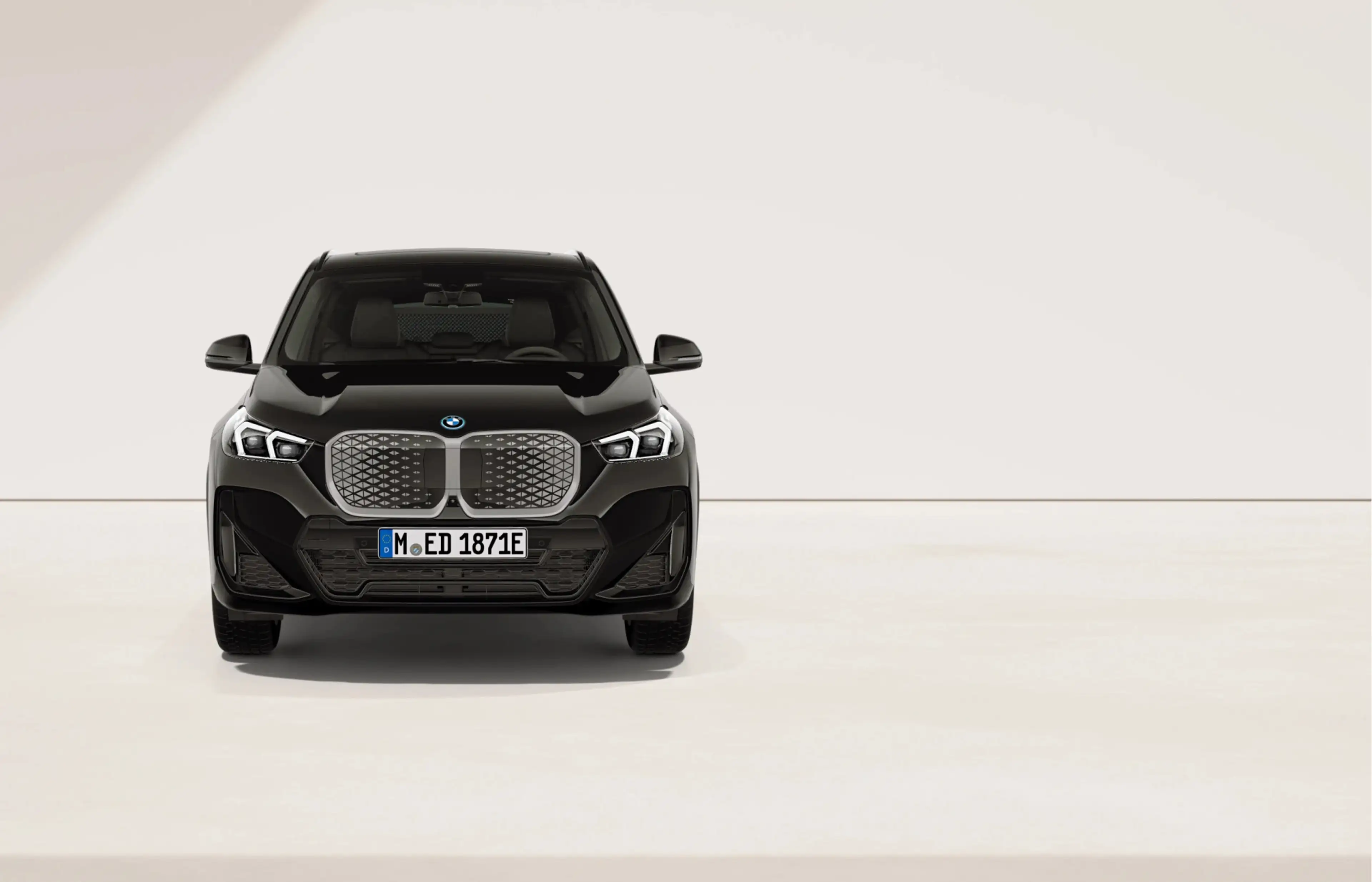 BMW iX1 eDrive20 - M-Sport - Pano - Trekhaak - ACC - Memor — photo 4