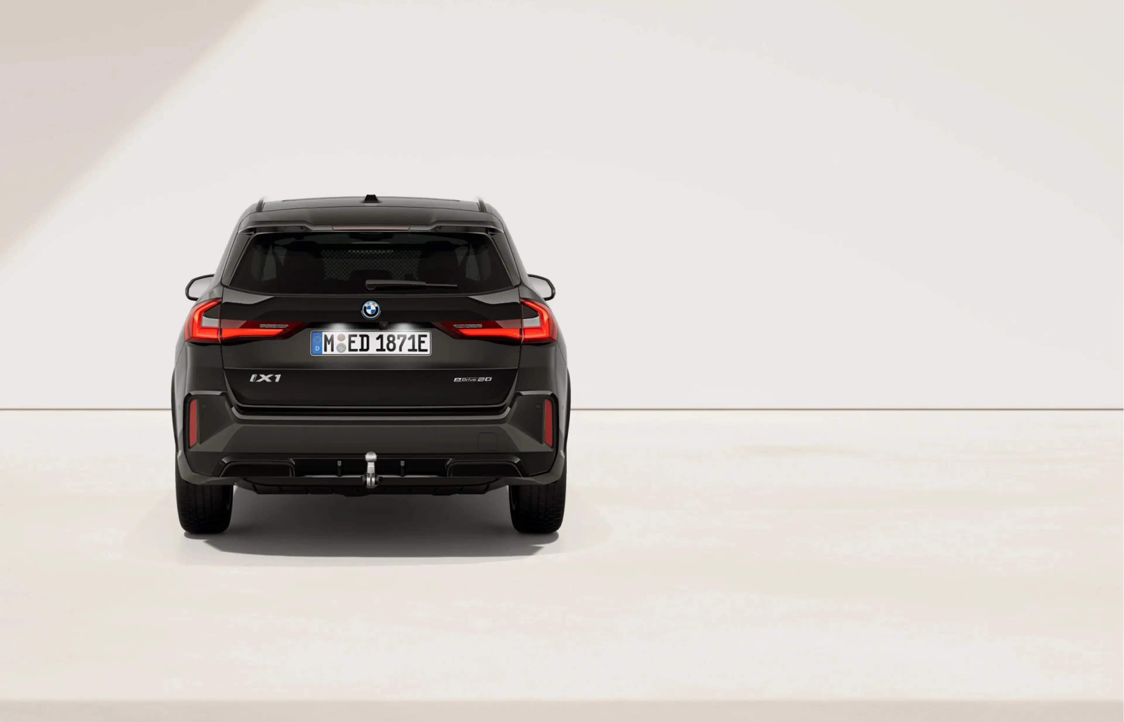 BMW iX1 eDrive20 - M-Sport - Pano - Trekhaak - ACC - Memor — photo 5