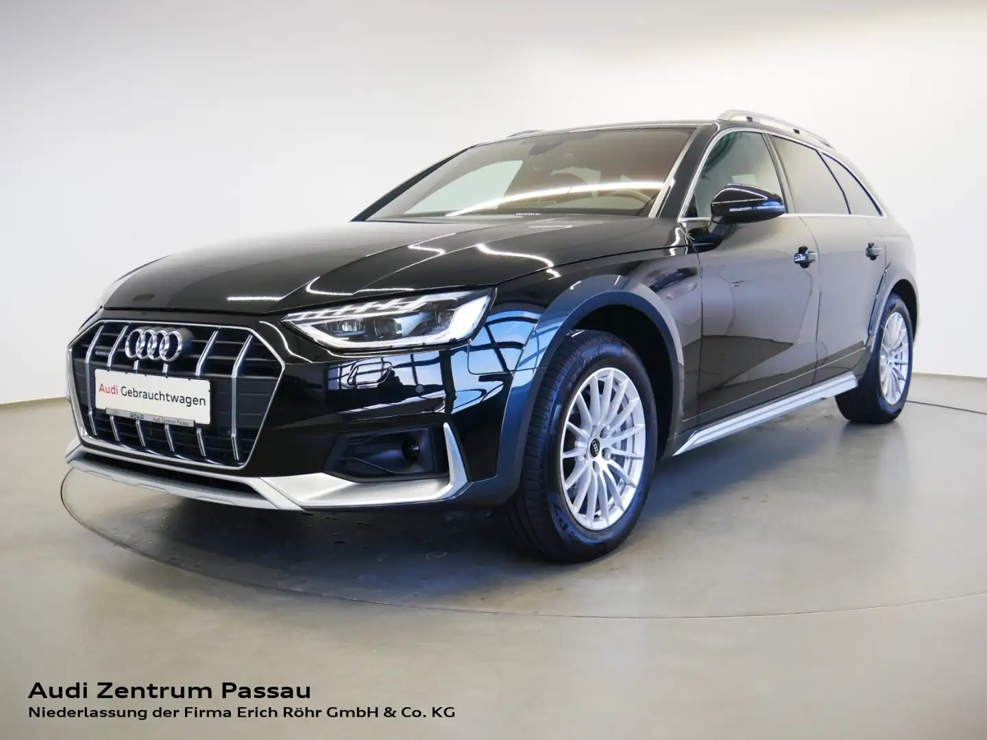 Audi A4 allroad 40 TDI quattro S tro. MATRIX AHK PANO Schwarz - 1
