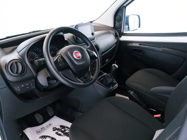 Fiat Fiorino view 10