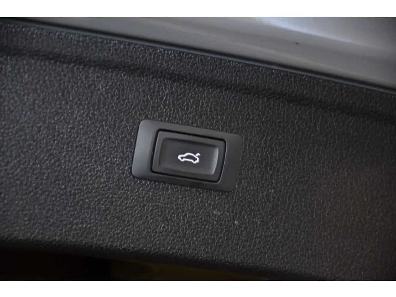 Audi Q5 50 TFSI e S-tronic quattro Tempo/Einparkhi/Si 10