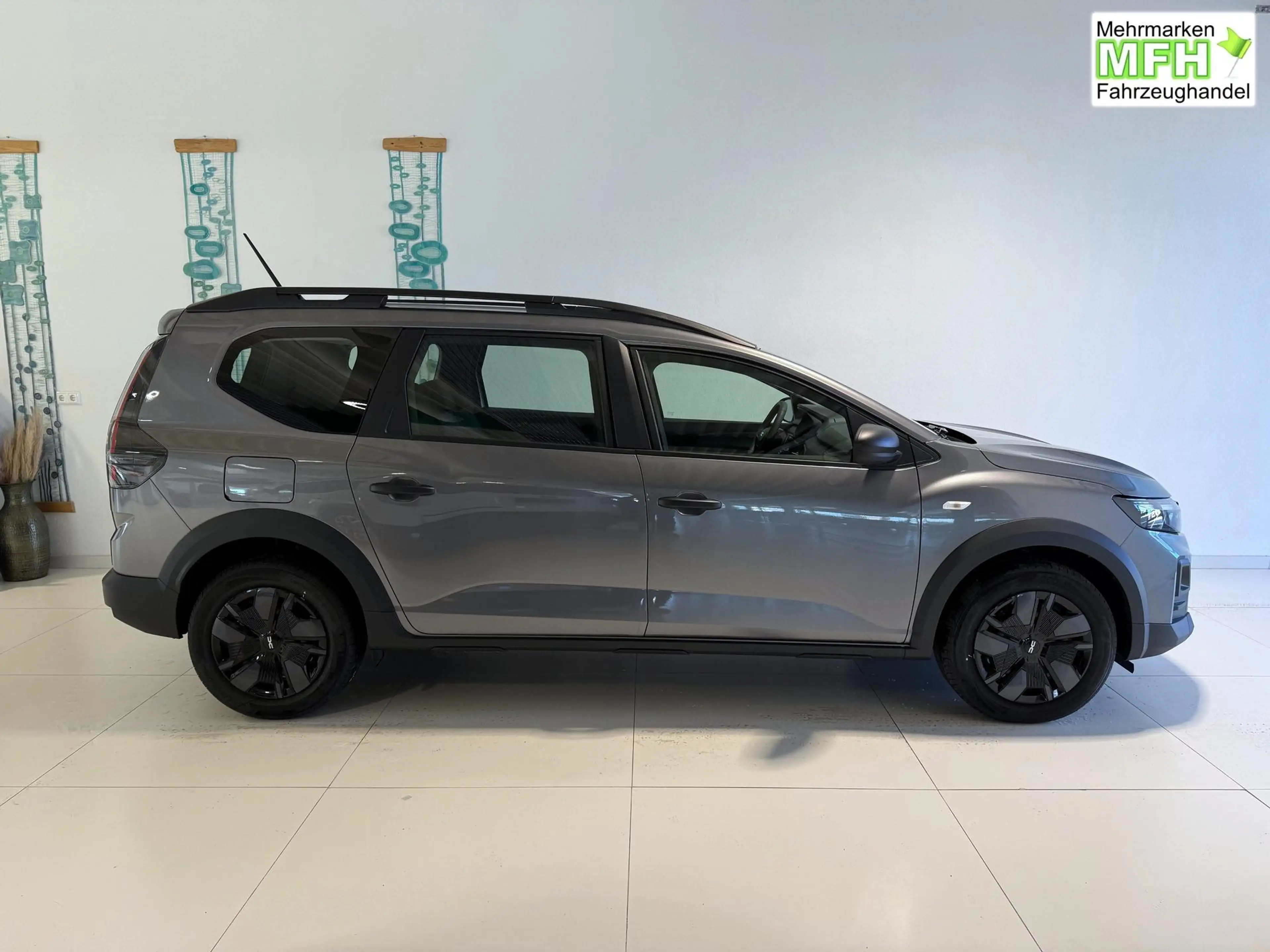 Dacia Jogger 1.2 ECO-G 120 90 KW Benzin / LPG, 7-Sitzer, 6-G... — photo 4