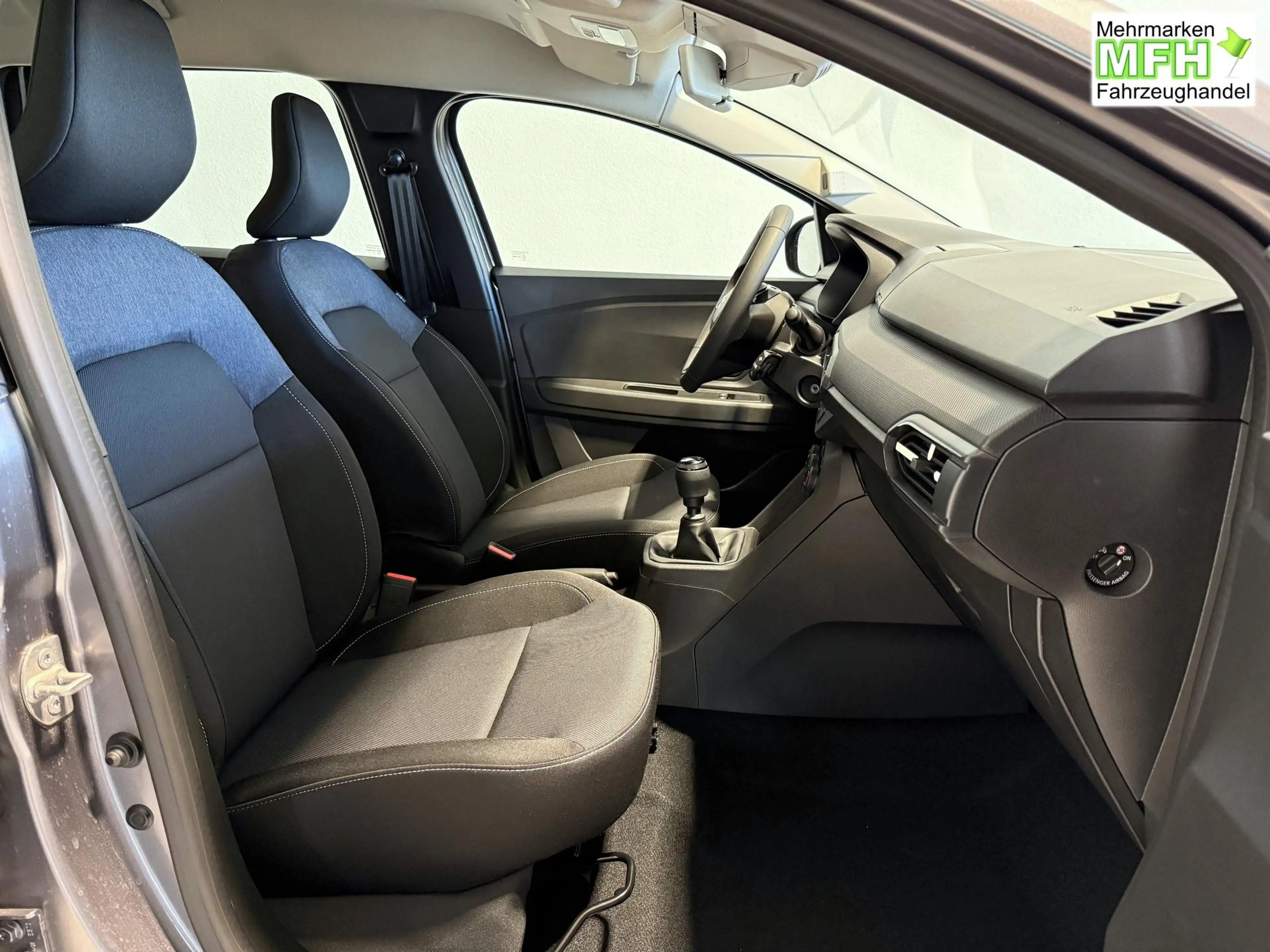 Dacia Jogger 1.2 ECO-G 120 90 KW Benzin / LPG, 7-Sitzer, 6-G... — photo 7