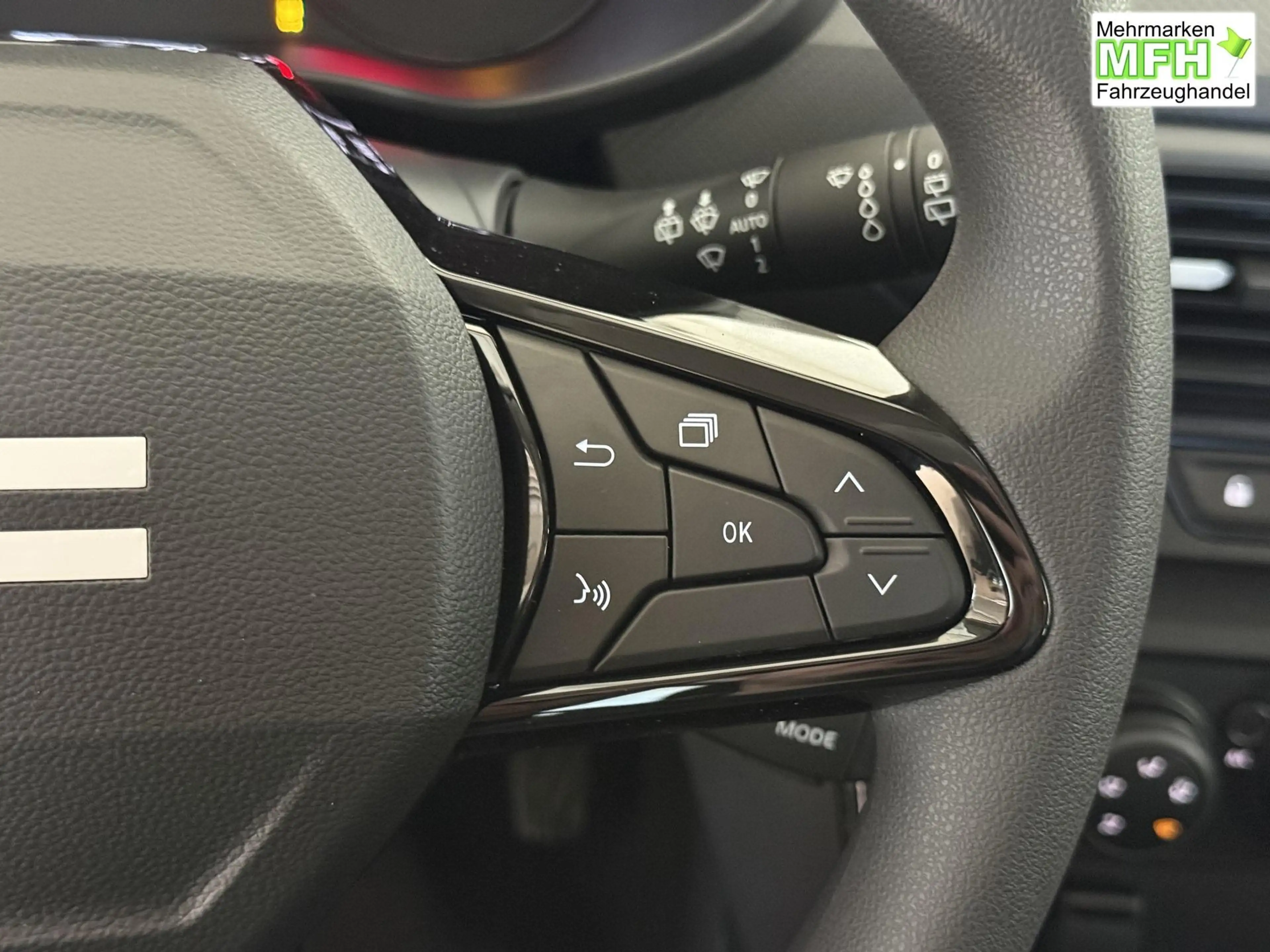 Dacia Jogger 1.2 ECO-G 120 90 KW Benzin / LPG, 7-Sitzer, 6-G... — photo 13