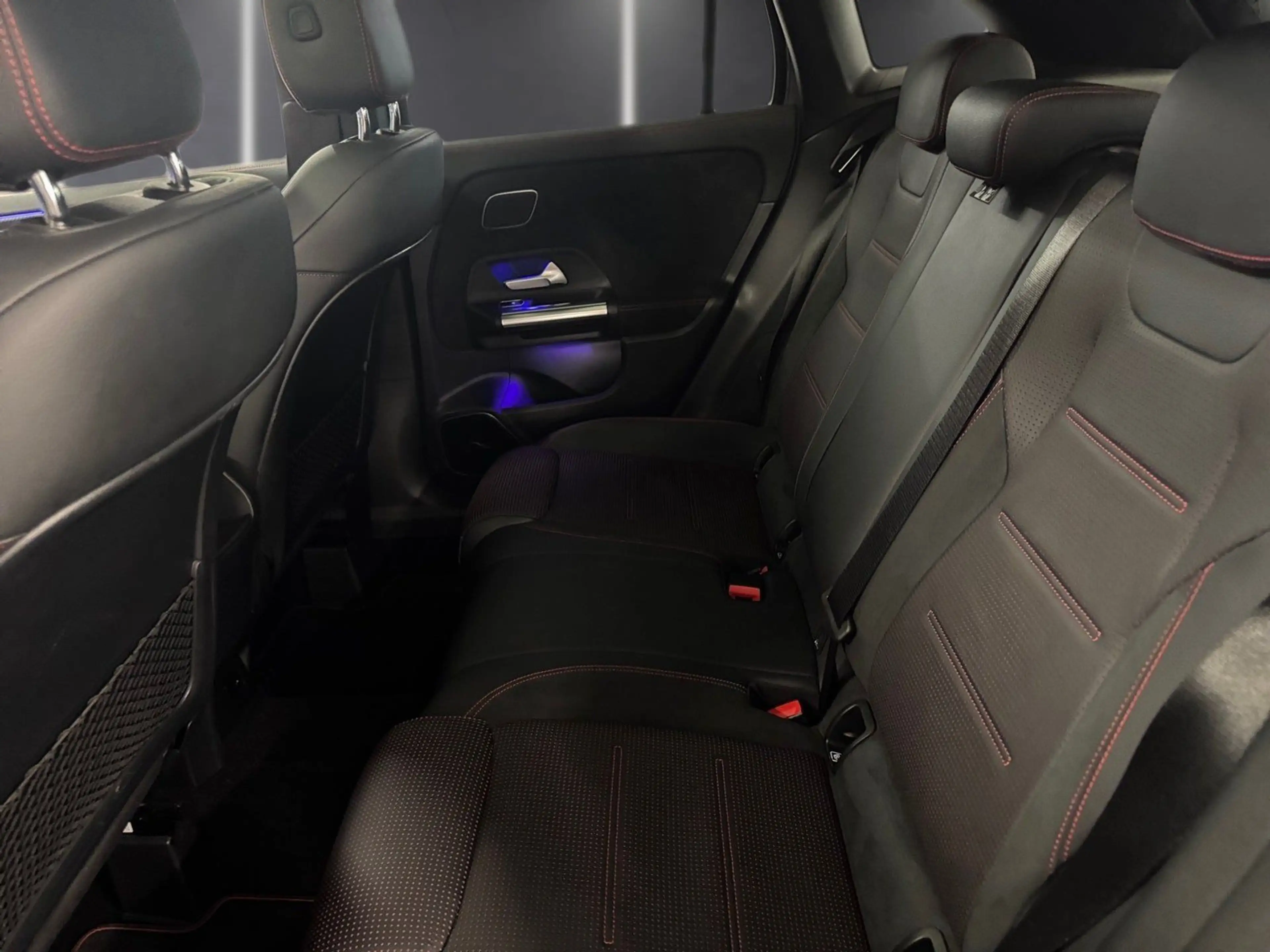 Mercedes-Benz GLA 250 4M*AMG*Edition1*360*Pano*Burm*Totw*HeadU — photo 11