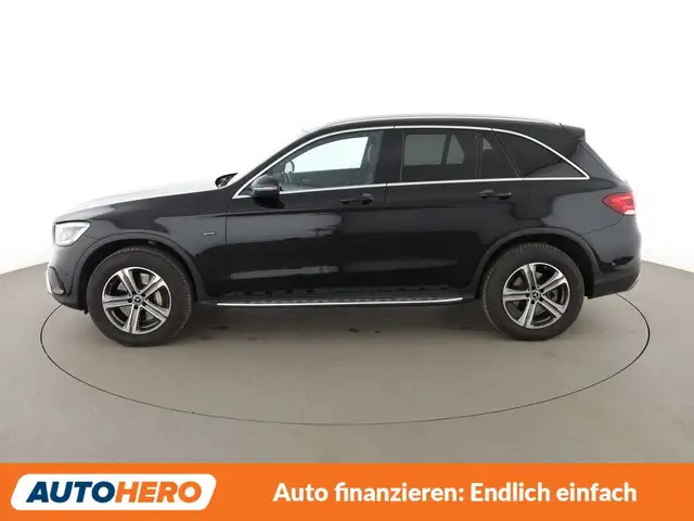 Mercedes-Benz GLC view 3