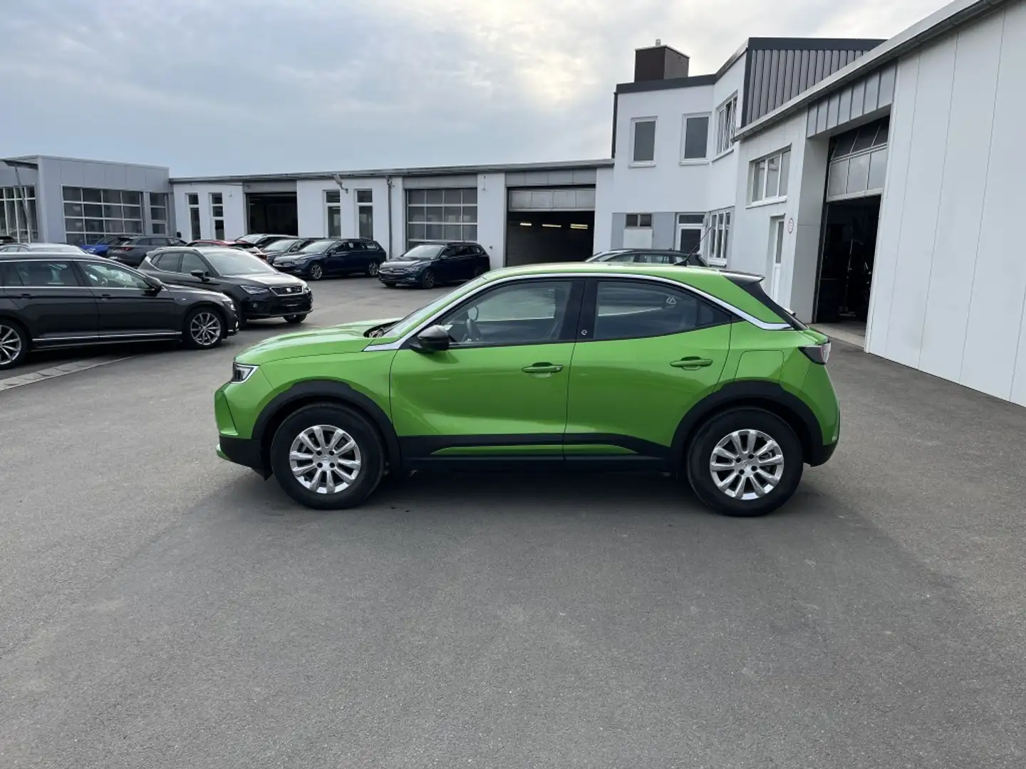 Opel Mokka-E Edition 88€ m. 20% Anzahlung CCS 3-Phasen LED DA Grün - 2