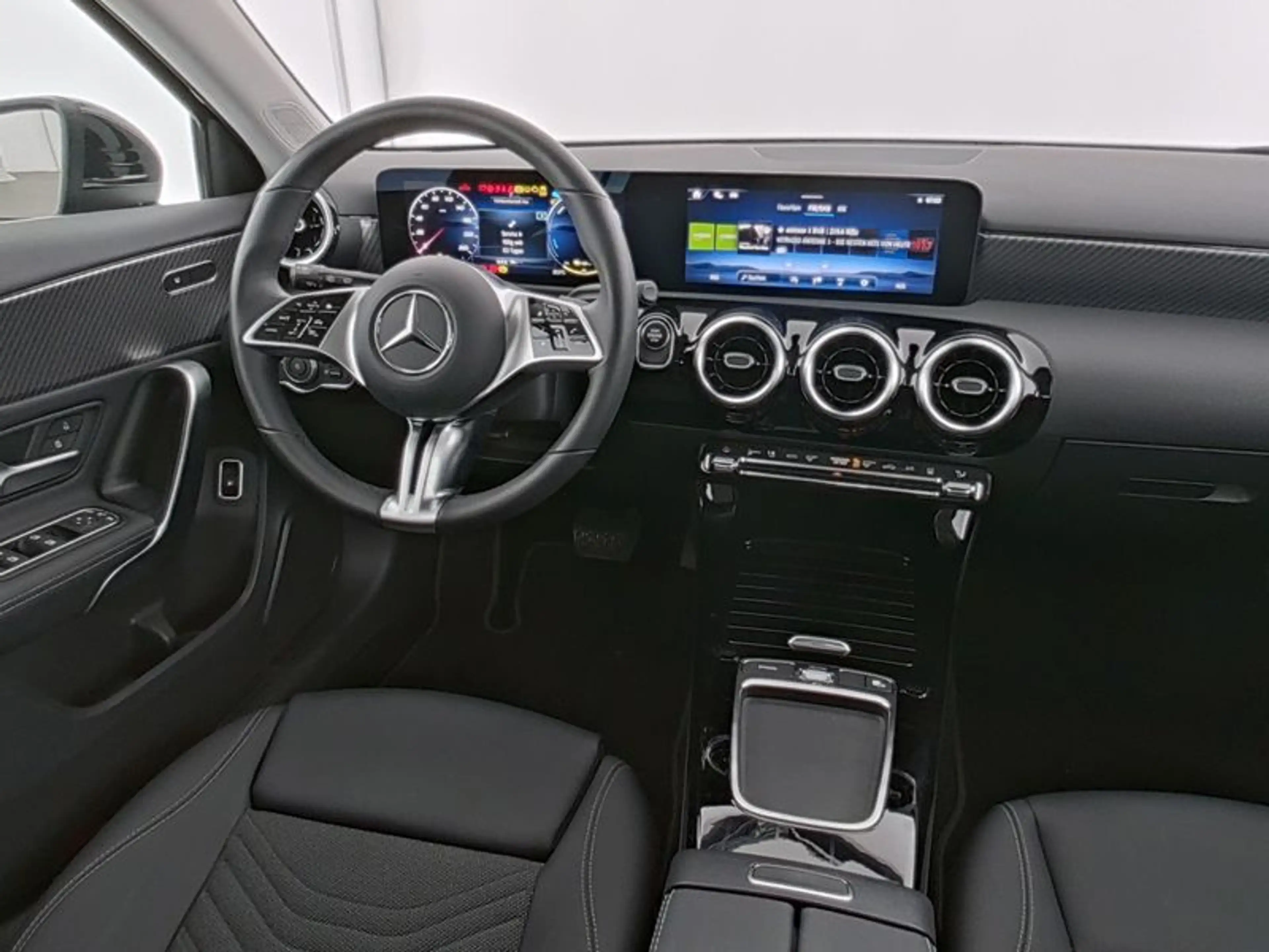 Mercedes-Benz A 250 e , PROGRESSIVE KAMERA SPUR STANDH PDC SHZ — photo 8