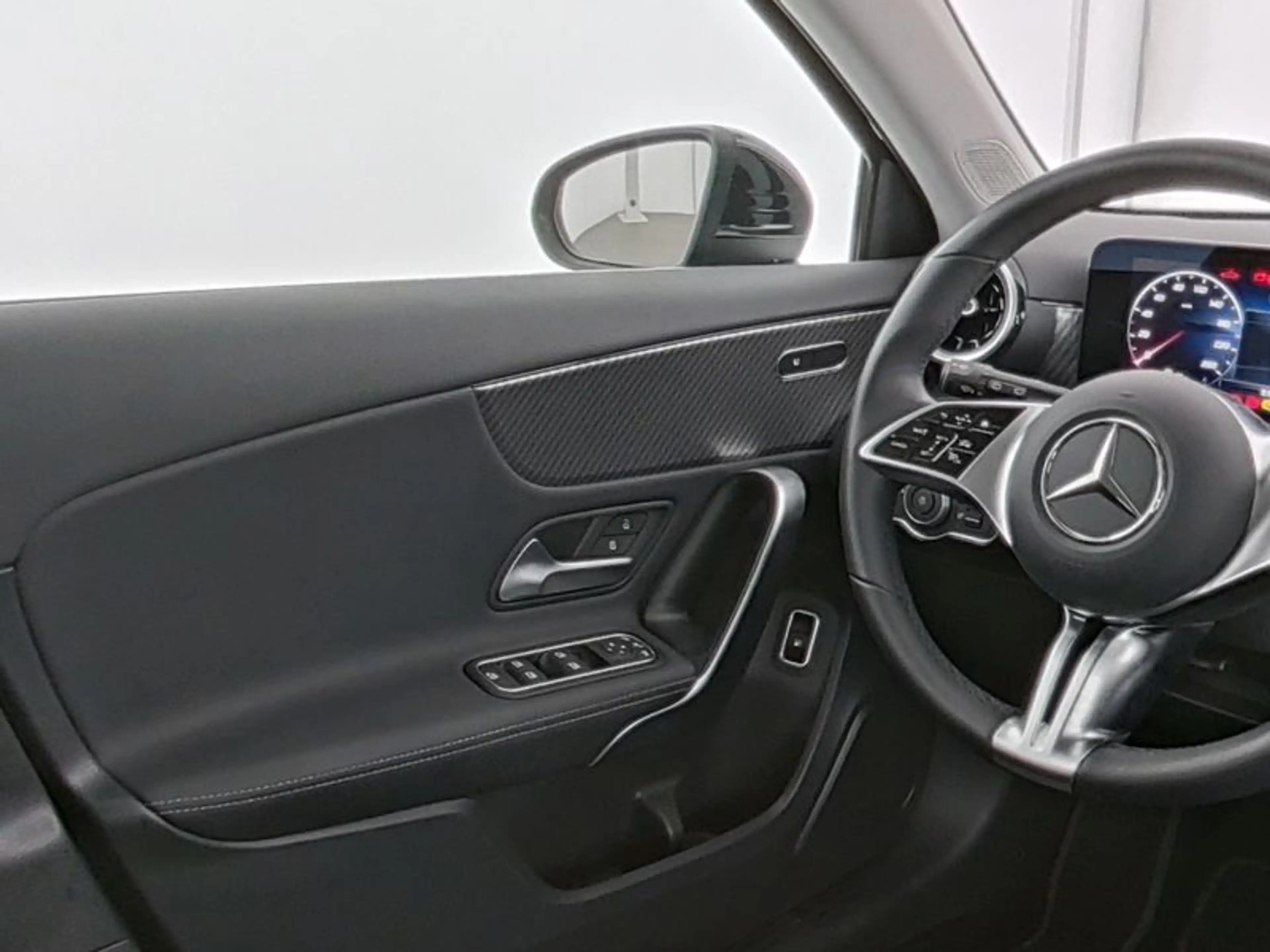 Mercedes-Benz A 250 e , PROGRESSIVE KAMERA SPUR STANDH PDC SHZ — photo 11