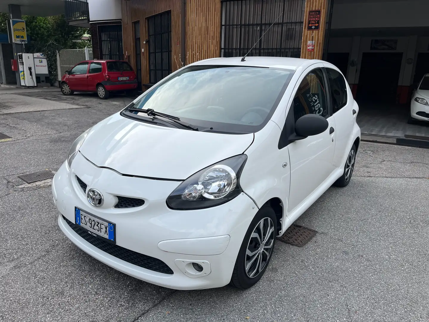 Toyota Aygo Aygo I 2005 5p 1.0 Now Connect Bianco - 1