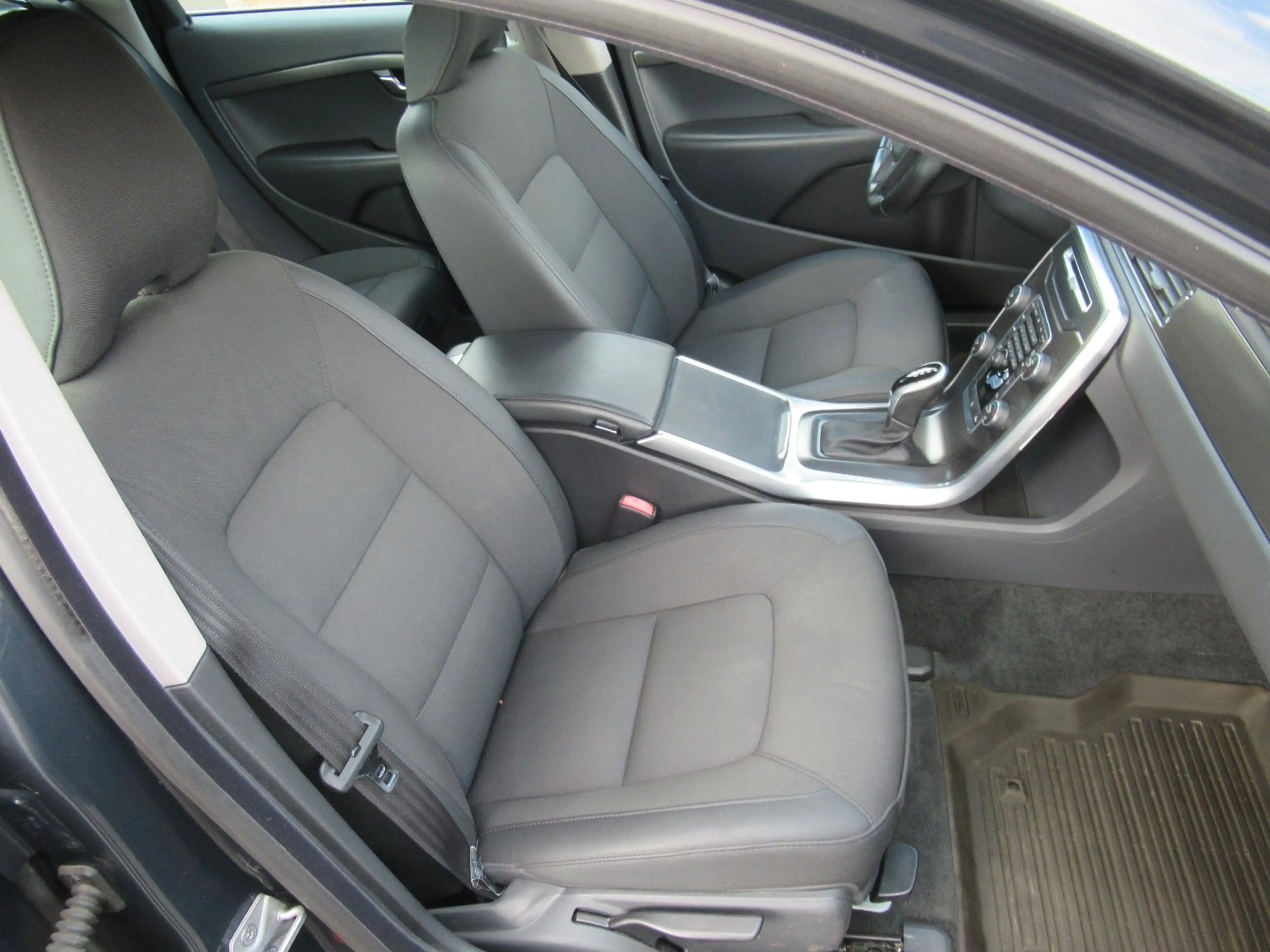 Volvo V70 Kombi Linje Classic — photo 11