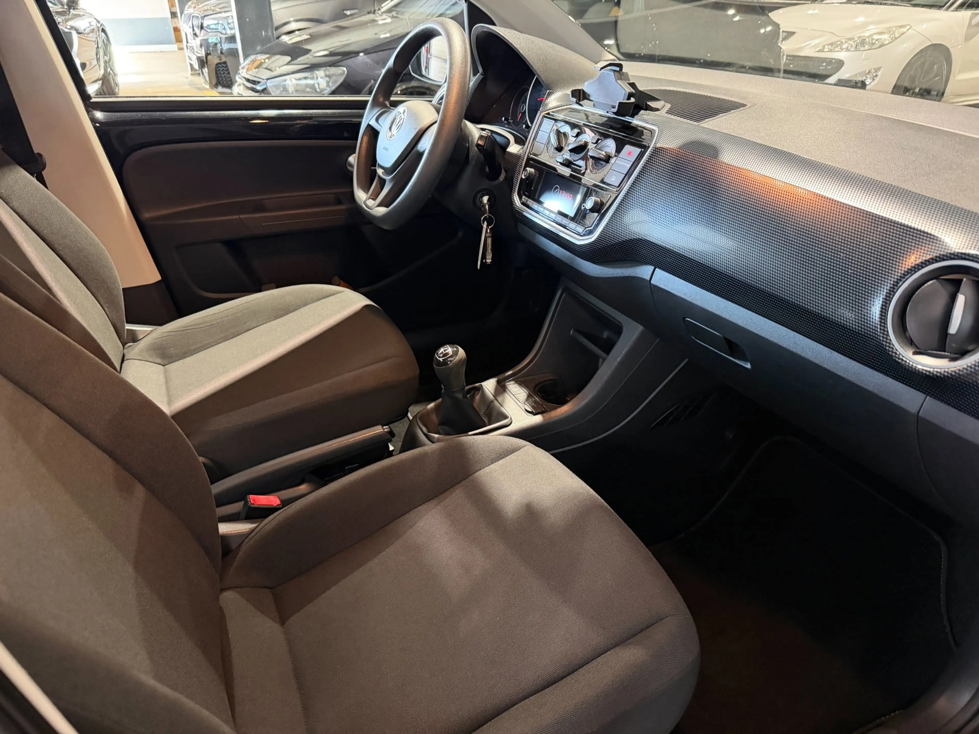 Volkswagen up! 1.0 BMT move up! Navigatie Led NAP — photo 8