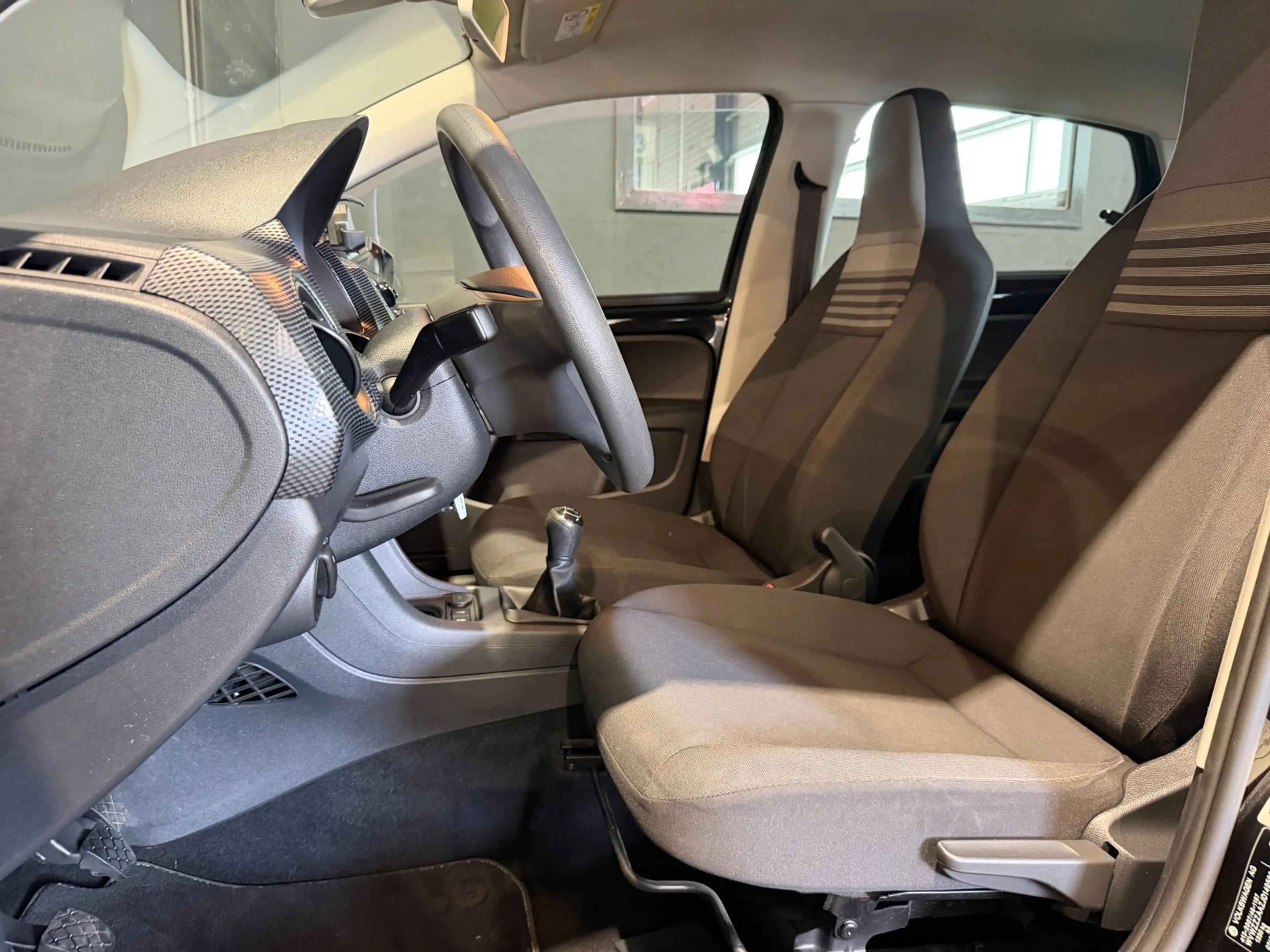 Volkswagen up! 1.0 BMT move up! Navigatie Led NAP — photo 11